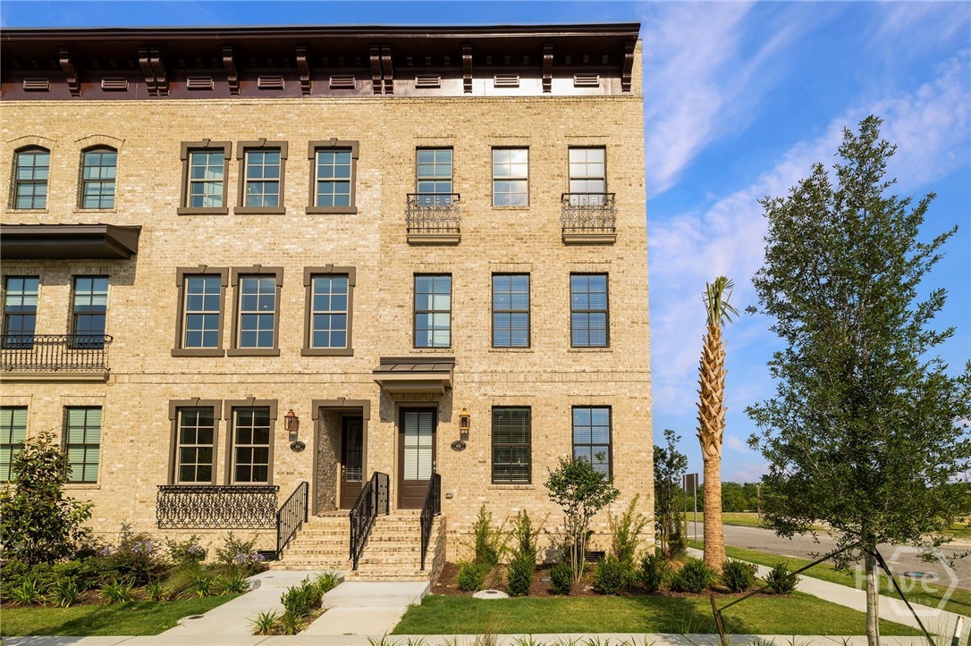 Homes for sale in Savannah, GA | 416 Upper East Ave, Savannah, GA 31401 | MLS# SA336412