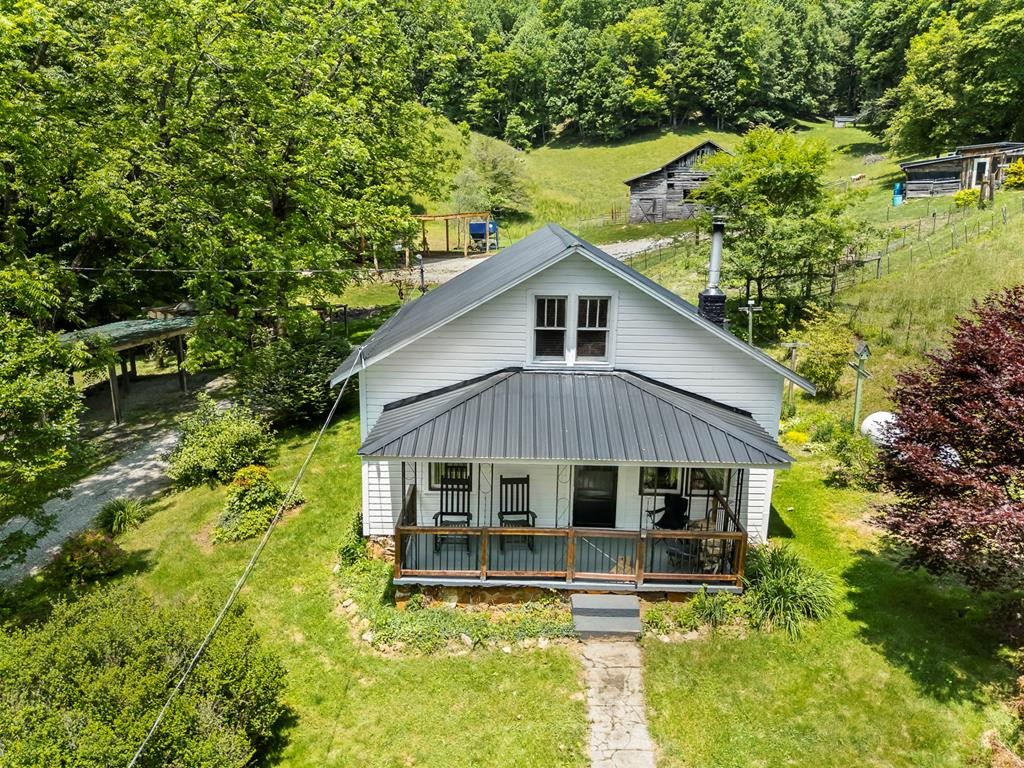 Exterior photo of 1651 Winding Stairs Road, Nantahala, NC 28781. MLS: 98500022