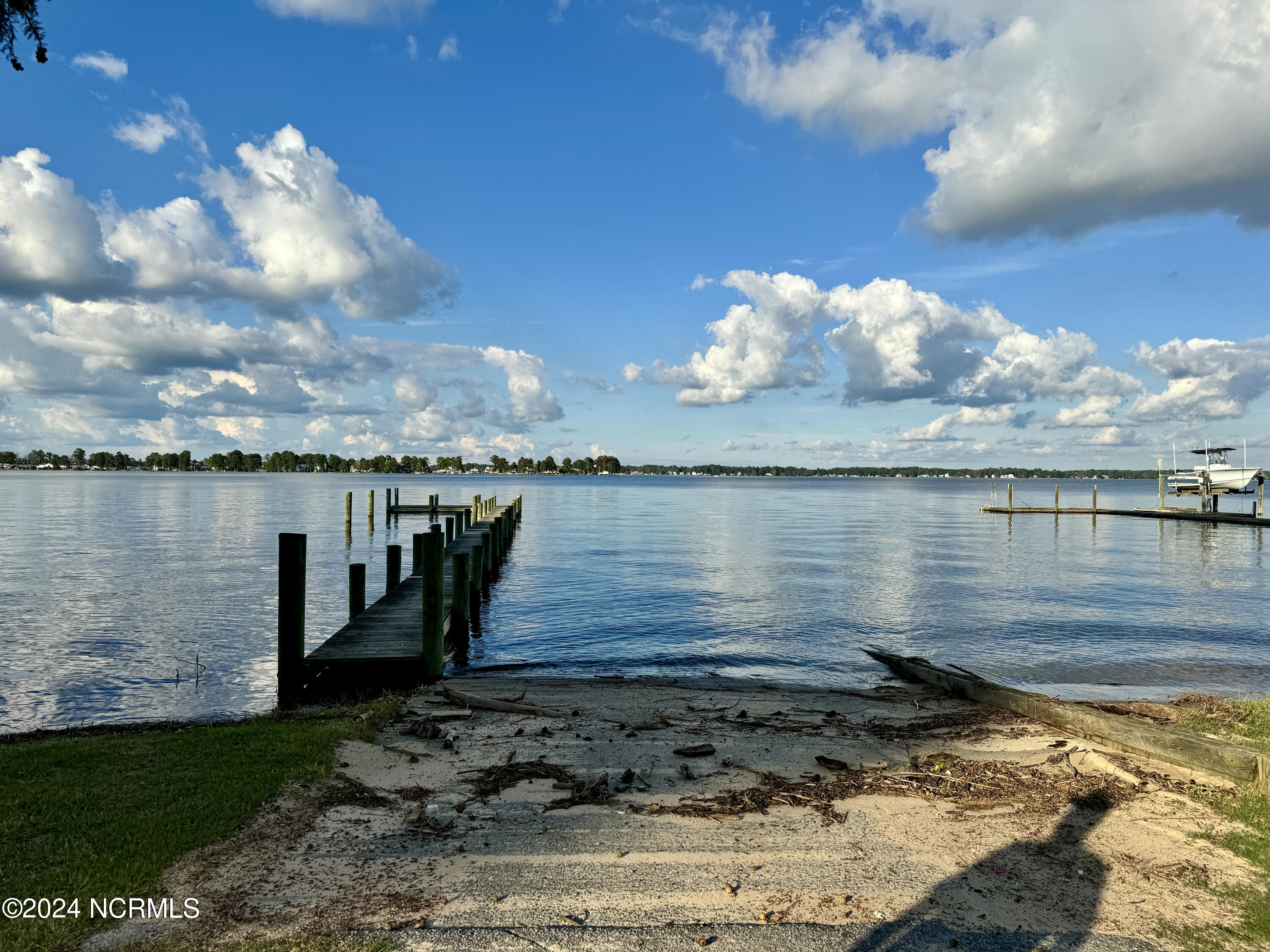 Homes for sale in Chocowinity, NC | 81 Beans Bnd, Chocowinity, NC 27817 | MLS# 100554471