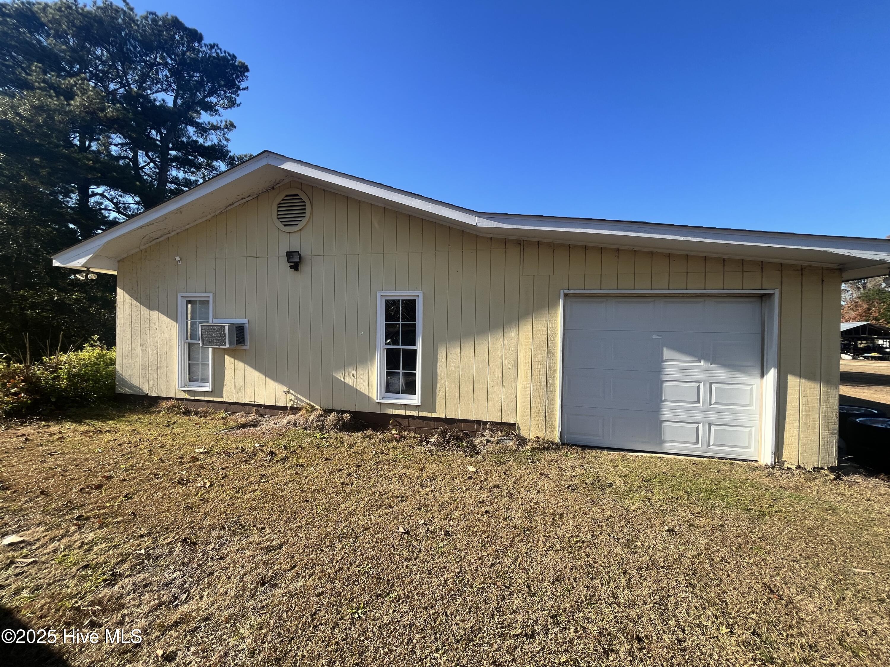 100545707 | Photo 13