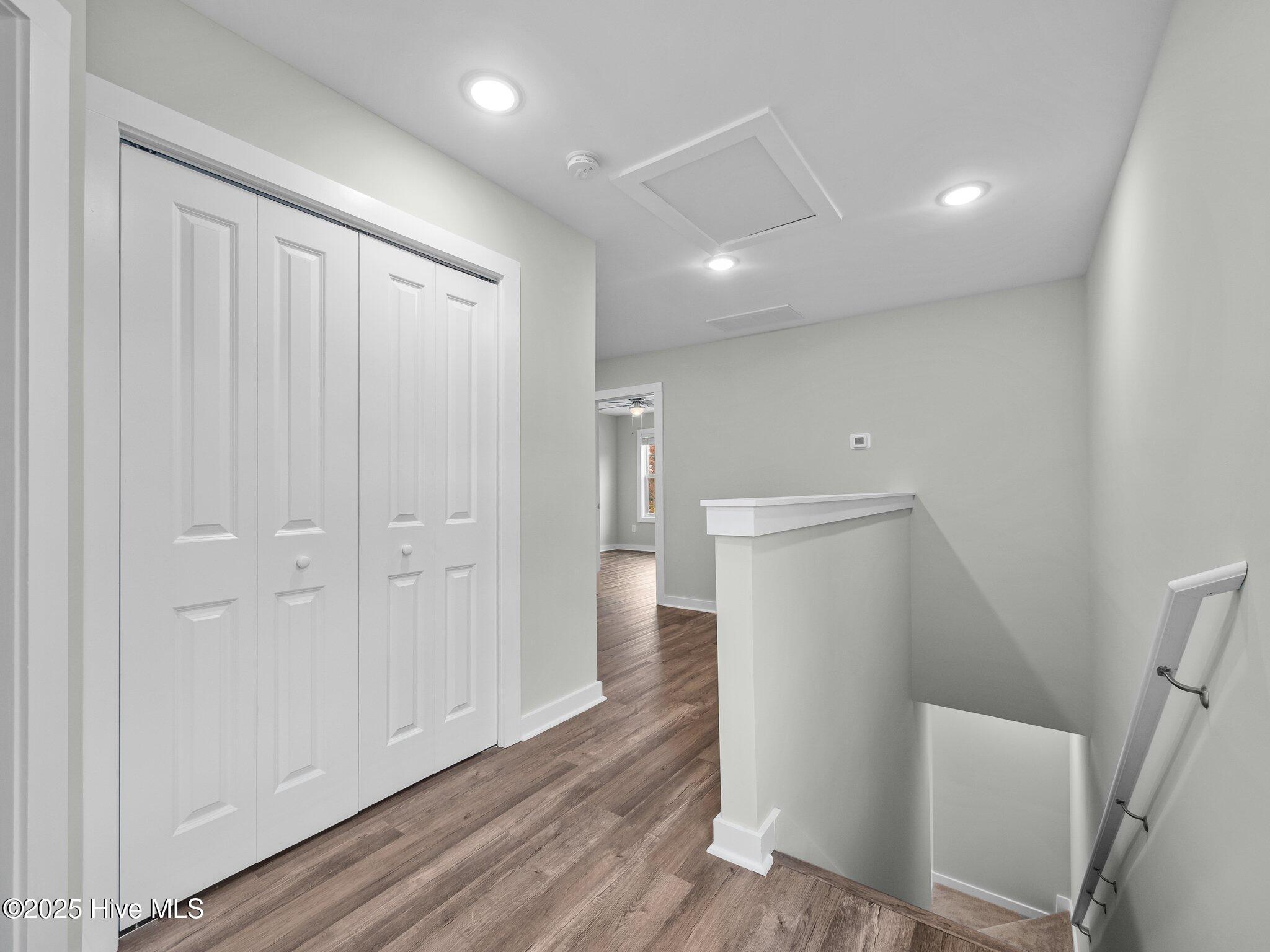 100486624 | Photo 19