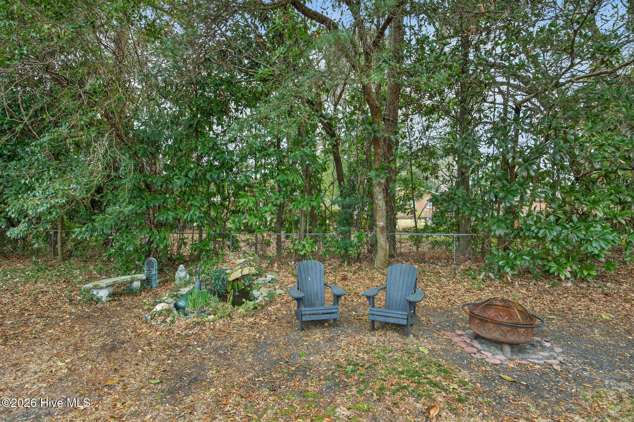 100557140 | Photo 47