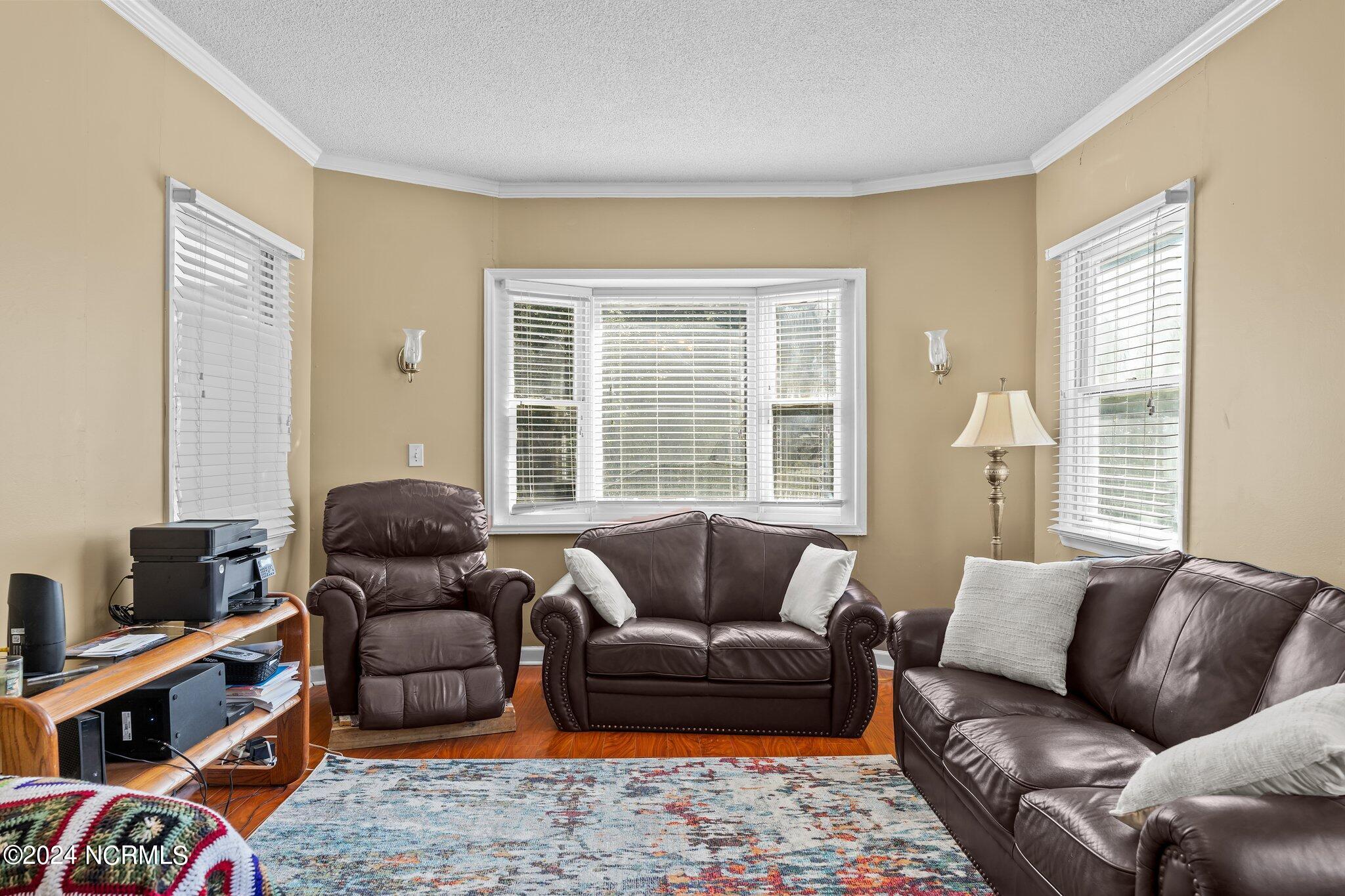 100468590 | Photo 16