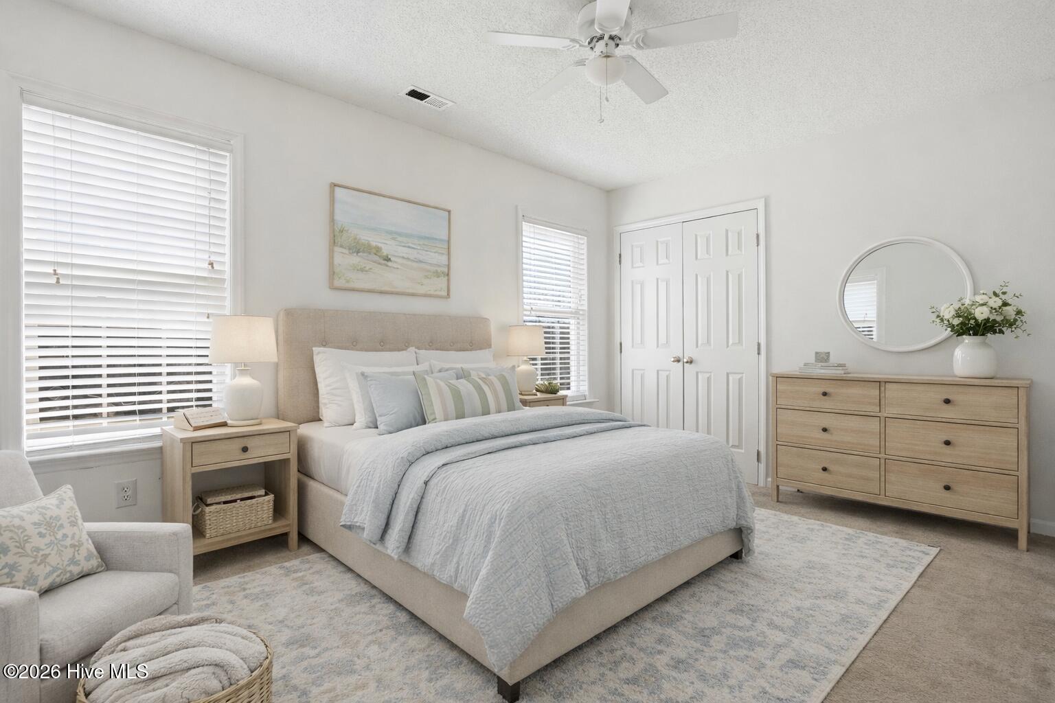 100553859 | Photo 31