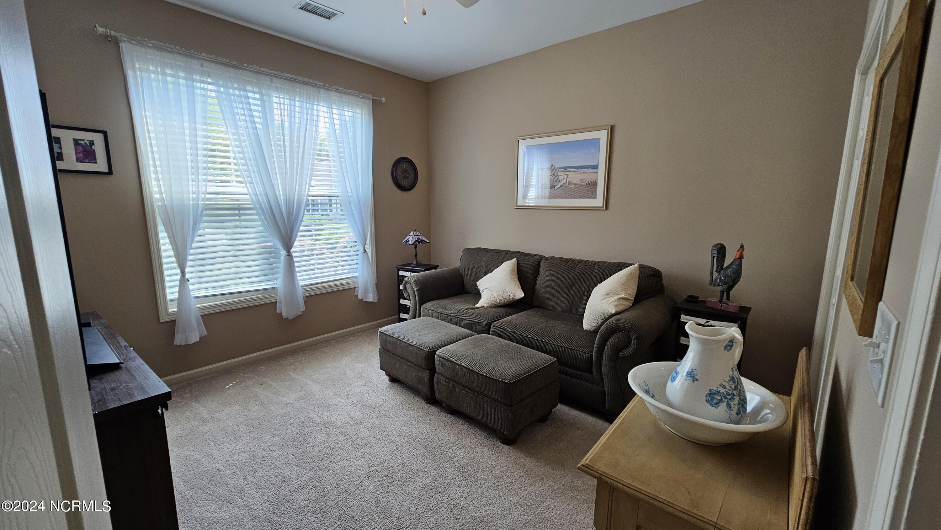 100565741 | Photo 14