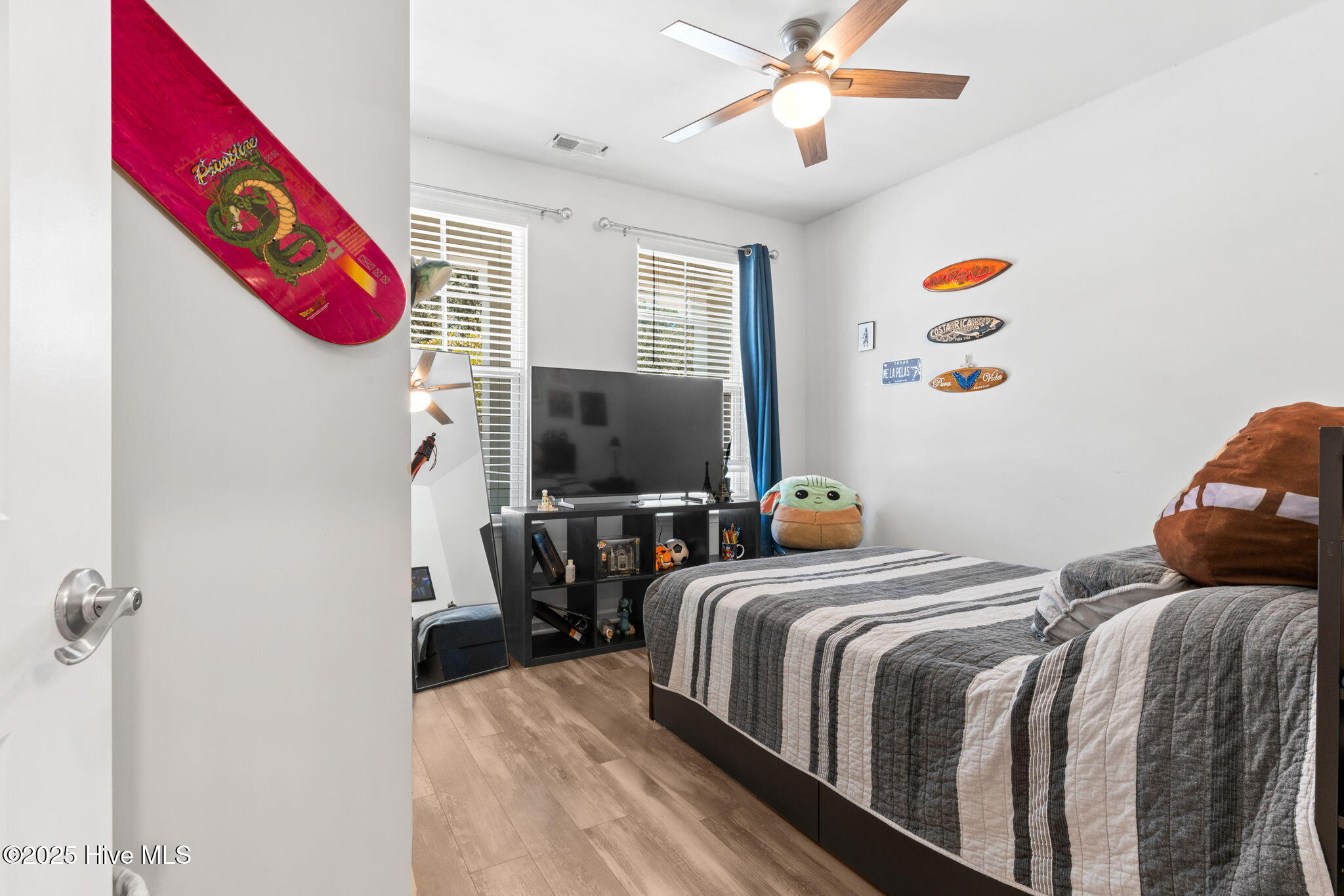 100531628 | Photo 26