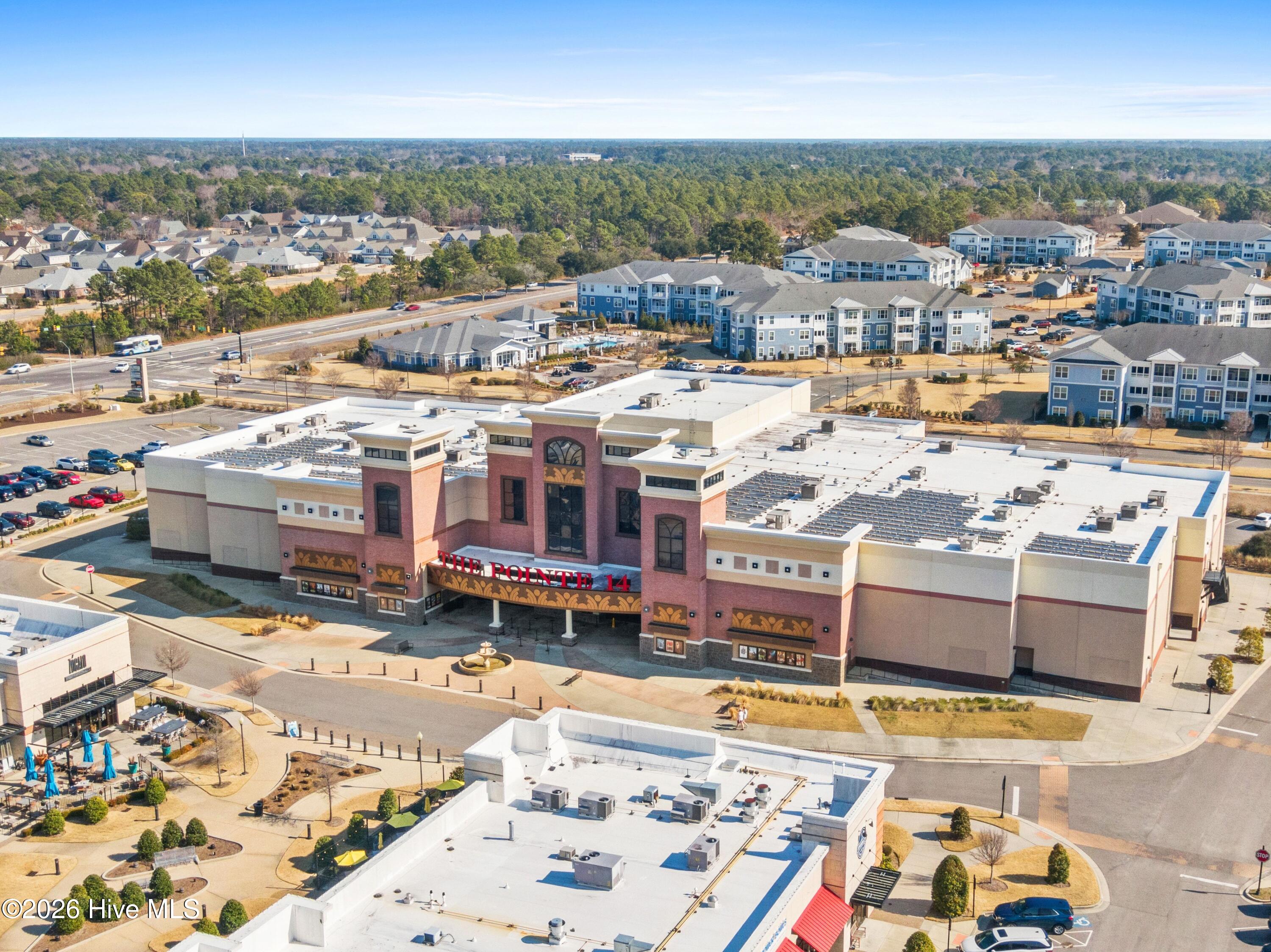 100554937 | Photo 43