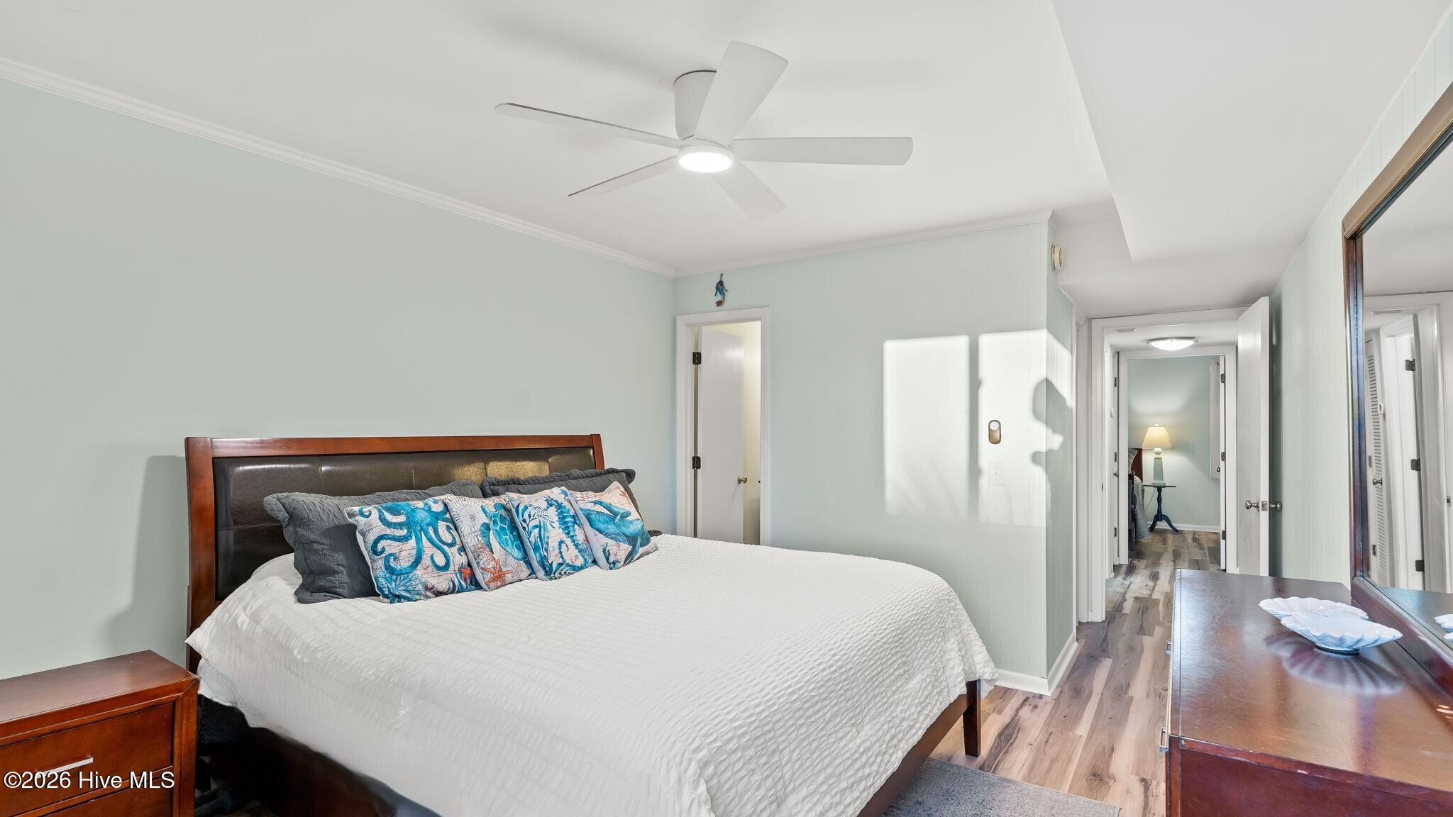 100547029 | Photo 28