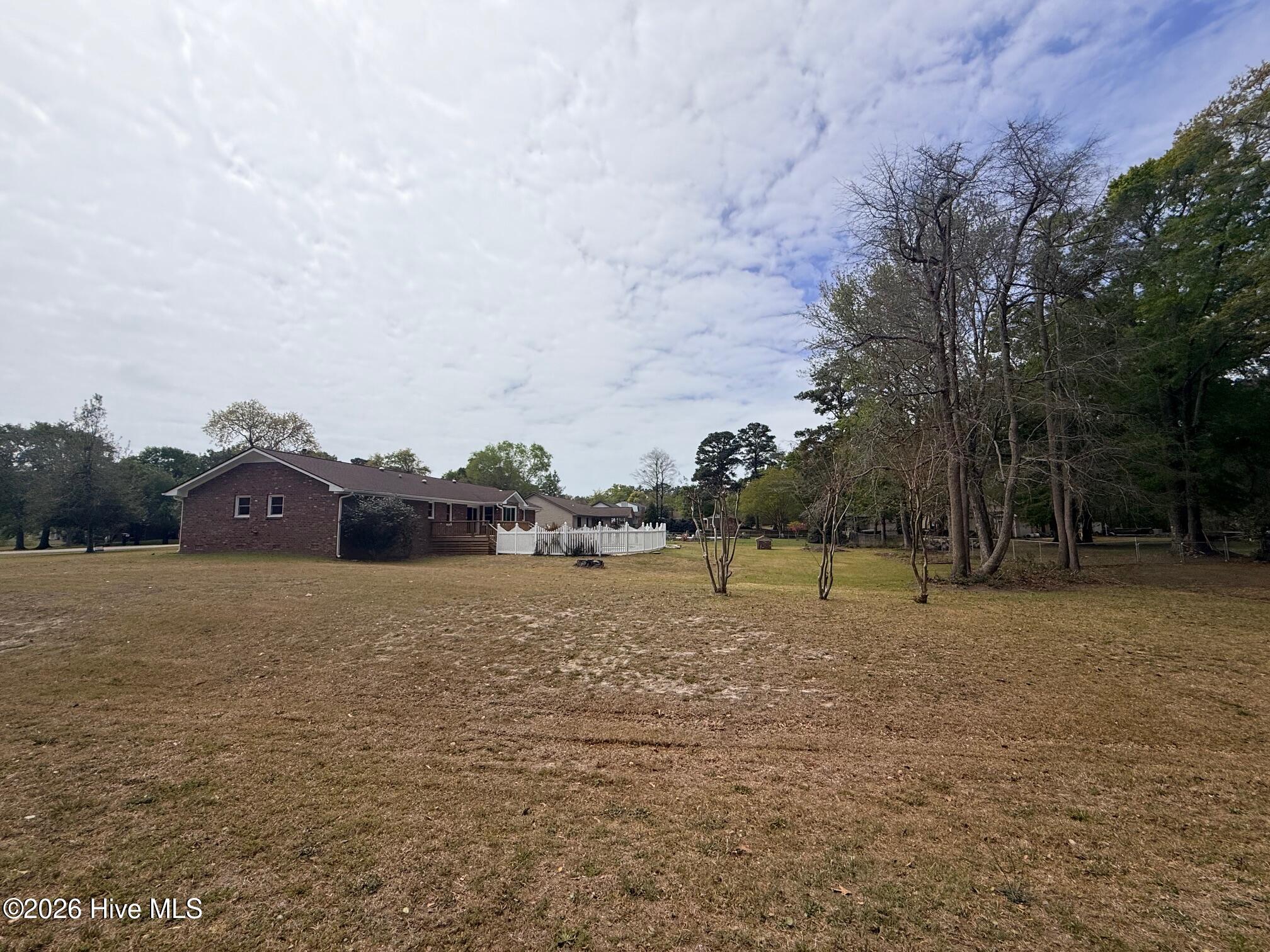 402 Crestwood Drive,Newport