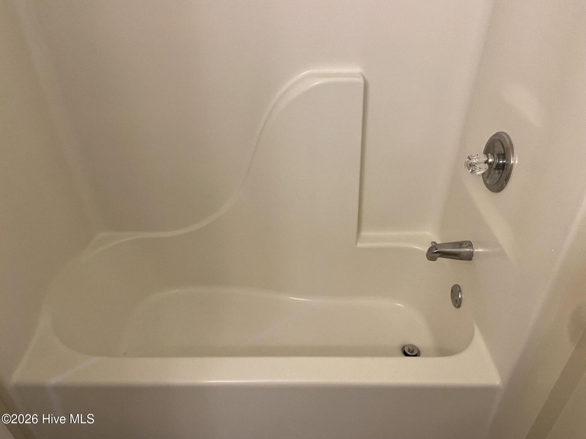 100549233 | Photo 18