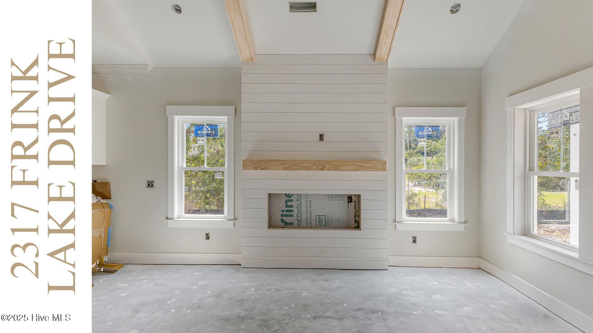 100533071 | Photo 37