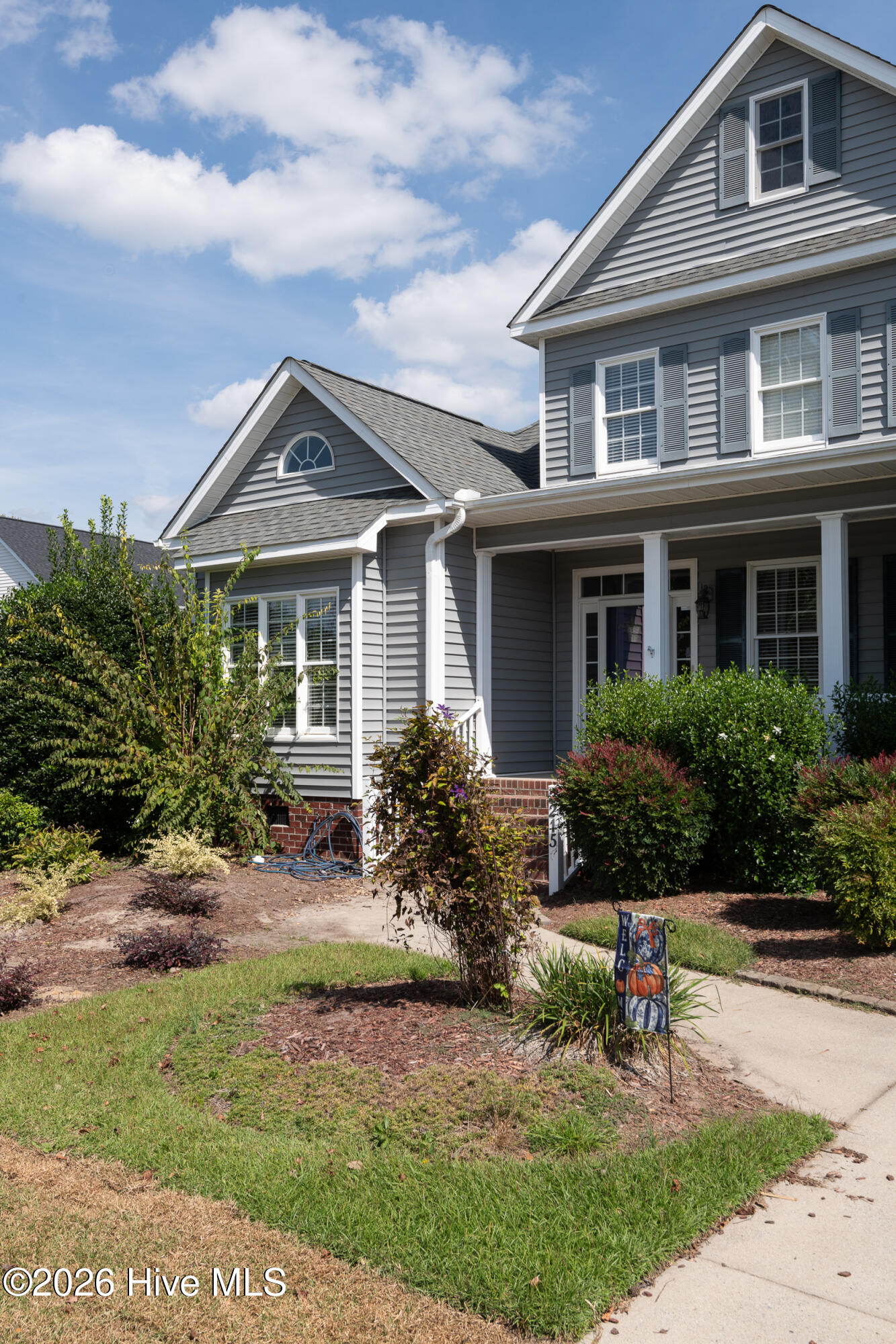 2215_Black_Horse_EXTERIORS-6