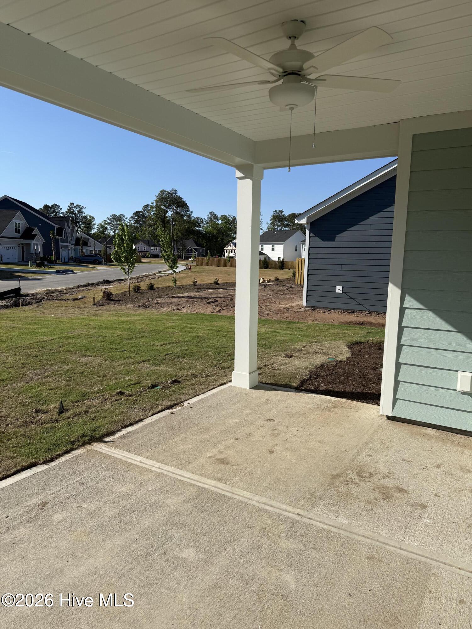 100549851 | Photo 21