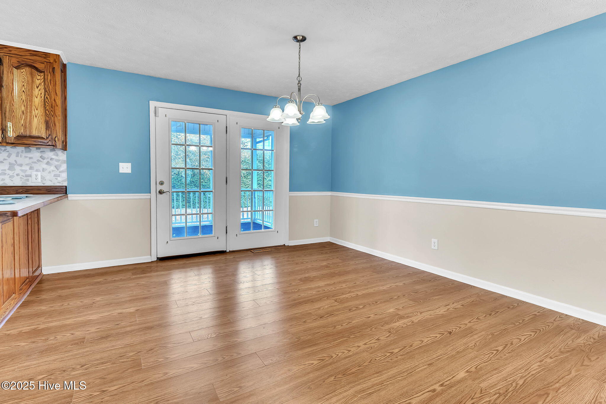 100546241 | Photo 14