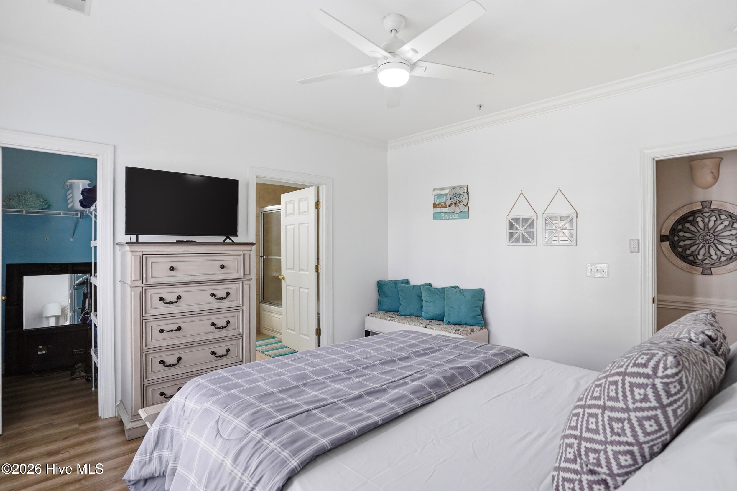 100567598 | Photo 17