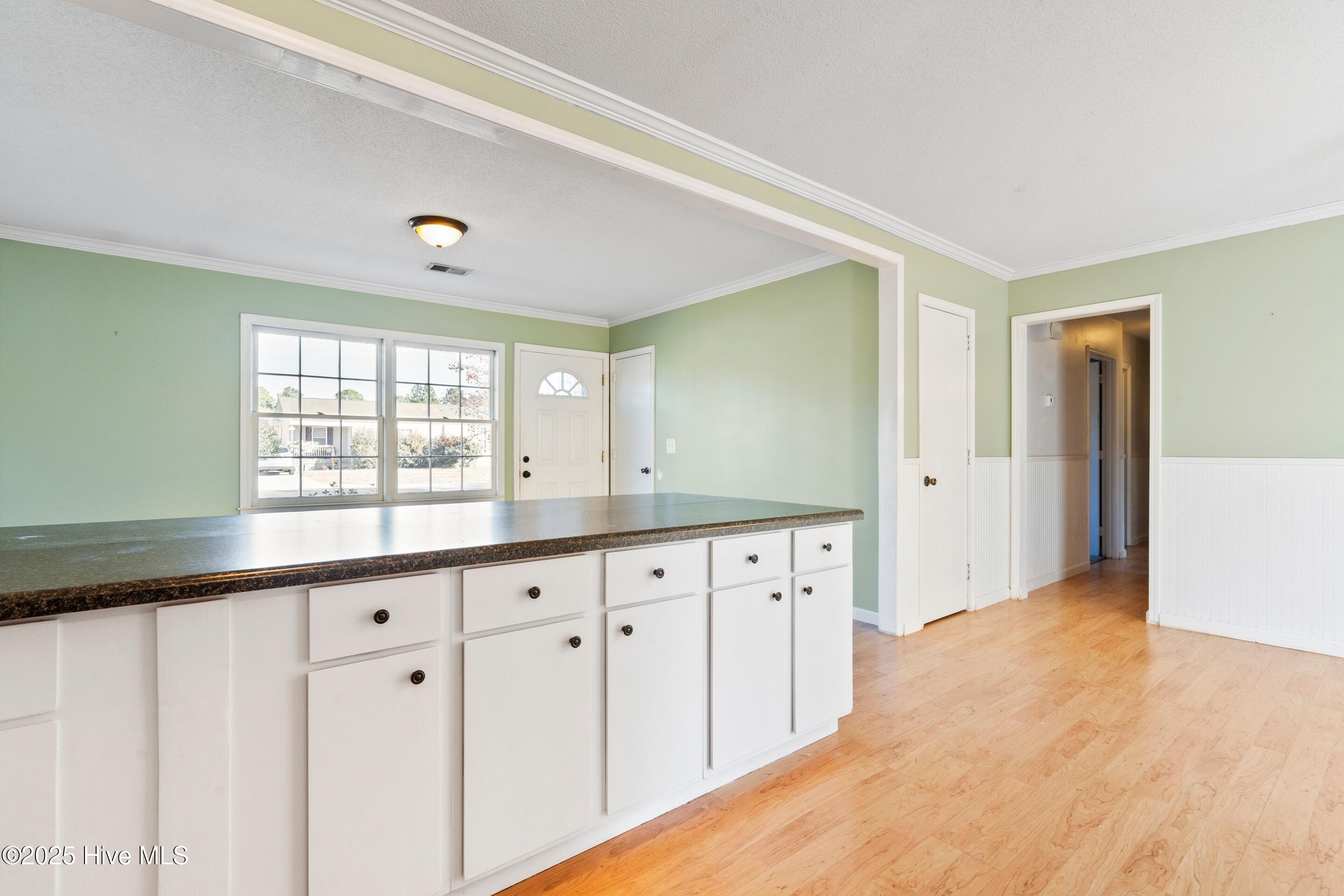 100546028 | Photo 19