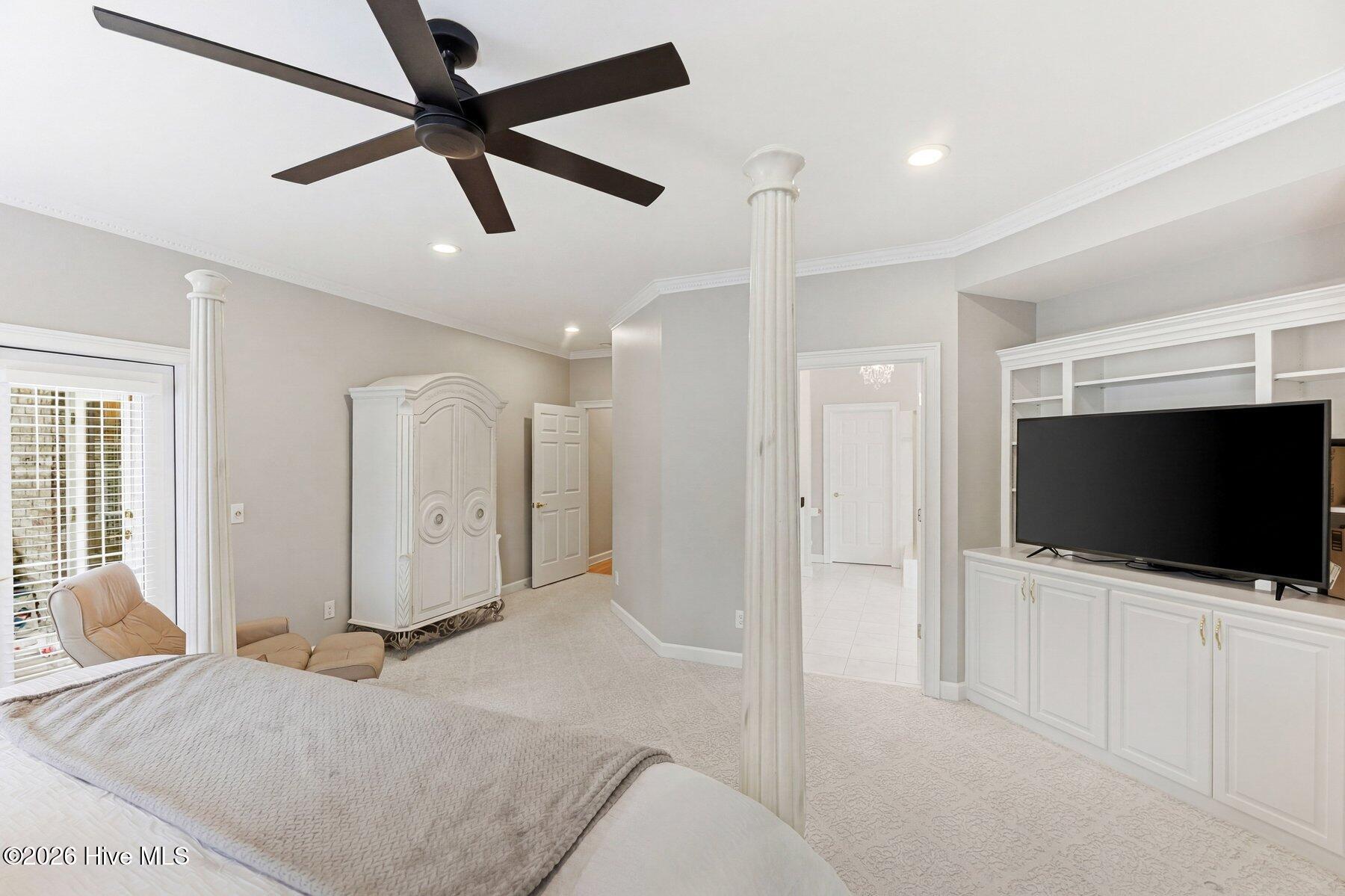 100563344 | Photo 23