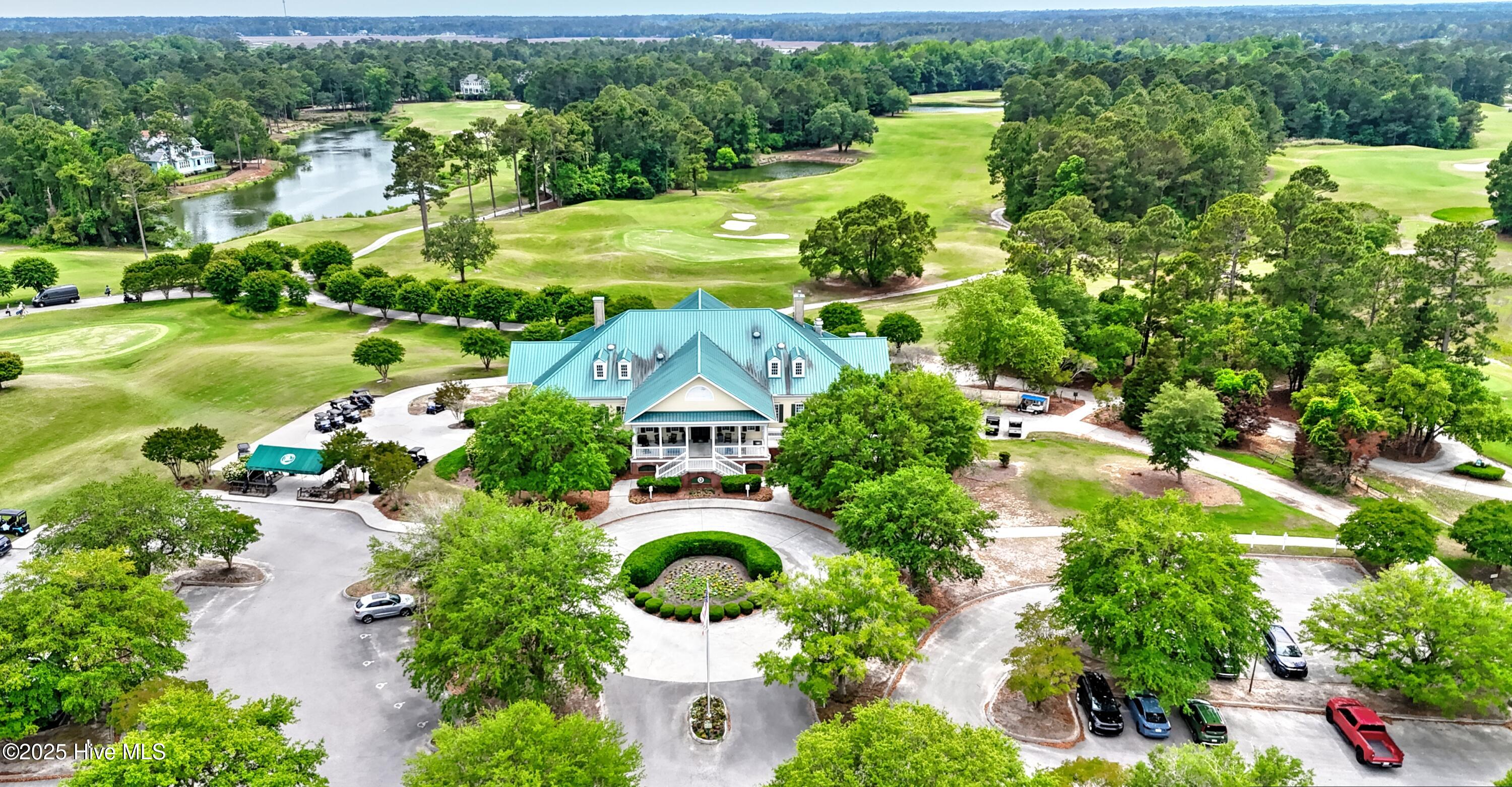 100538748 | Photo 51