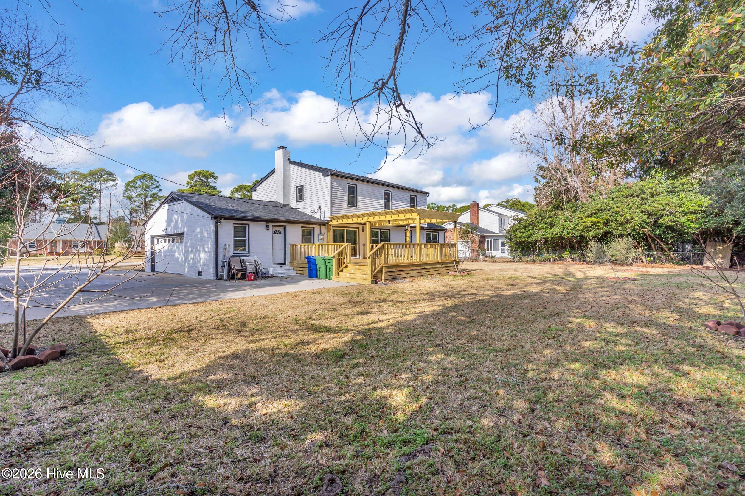 100548646 | Photo 45