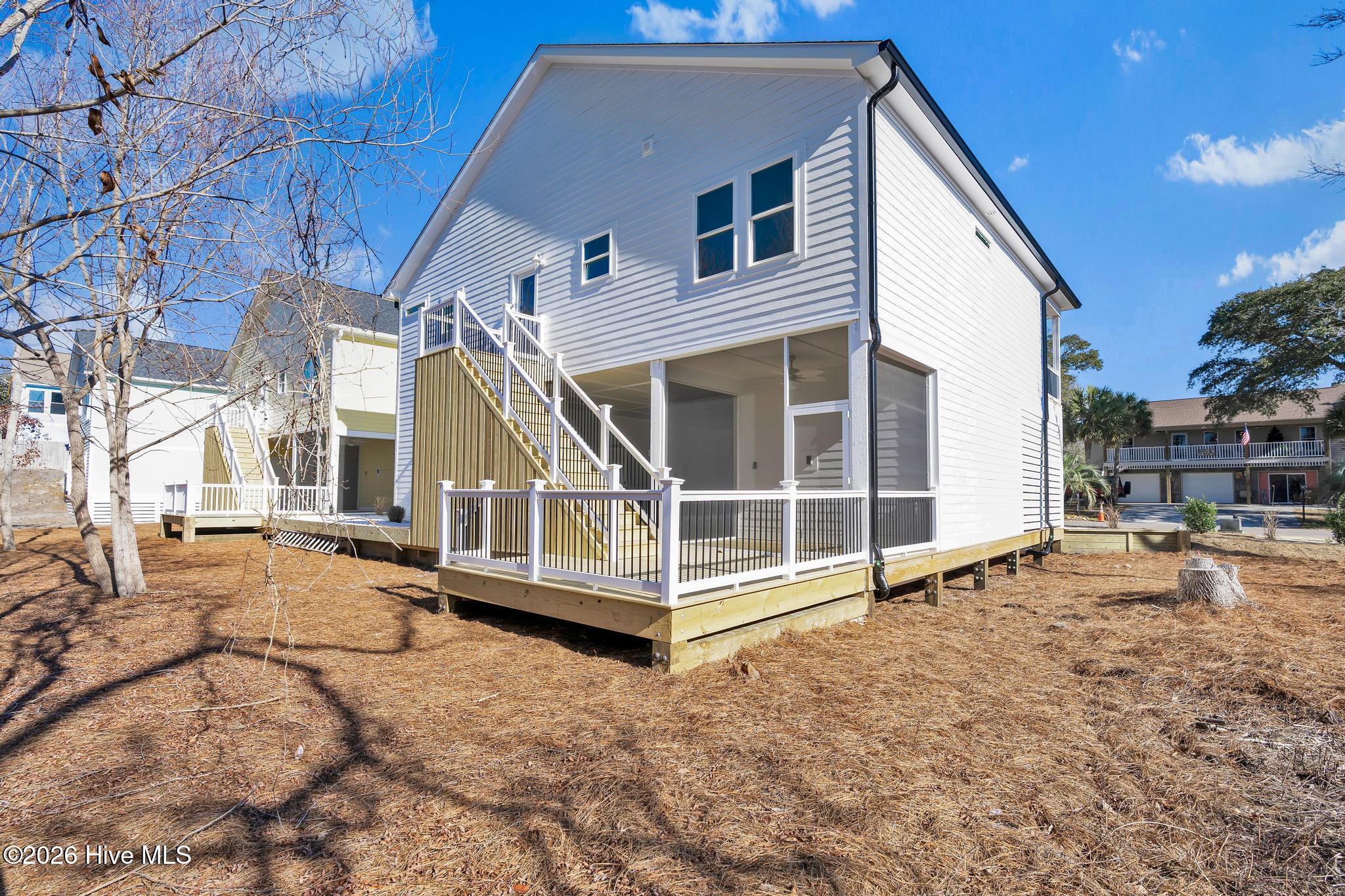 100549638 | Photo 10