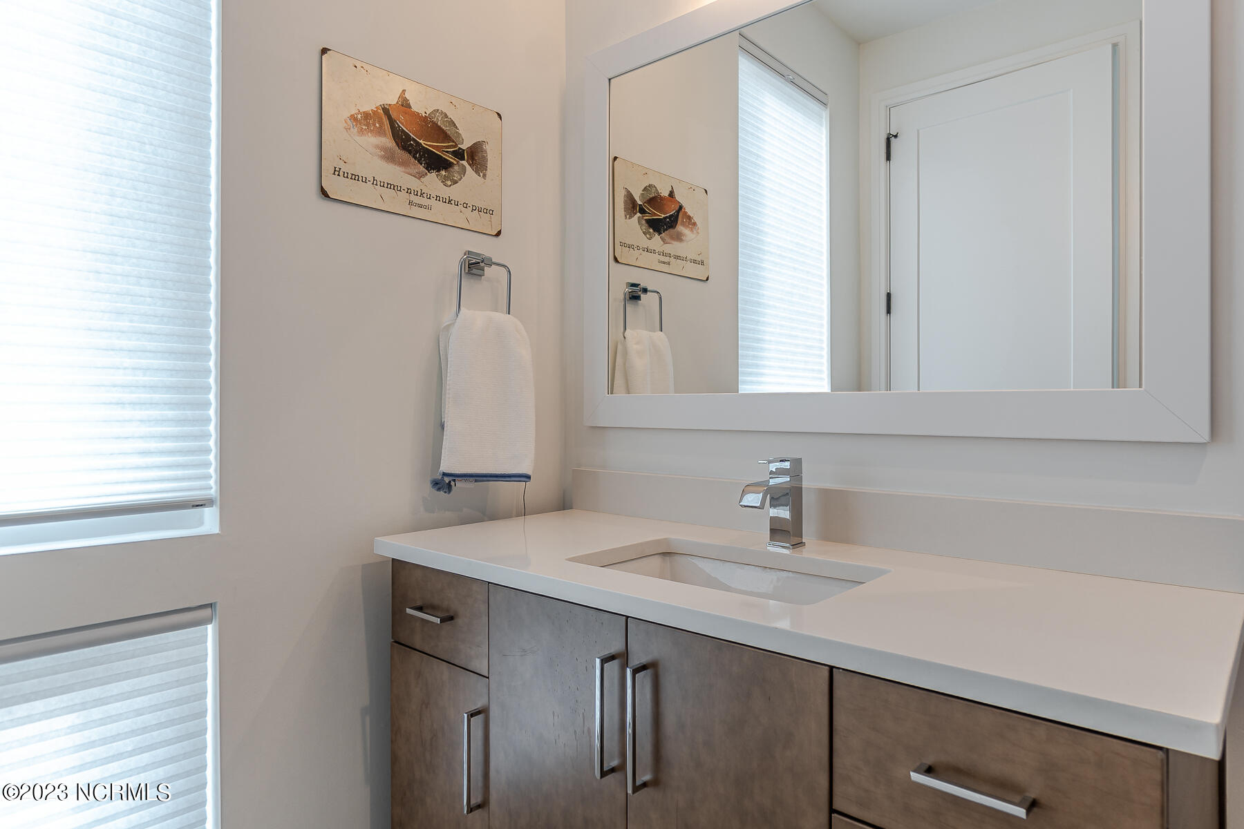 100552304 | Photo 32