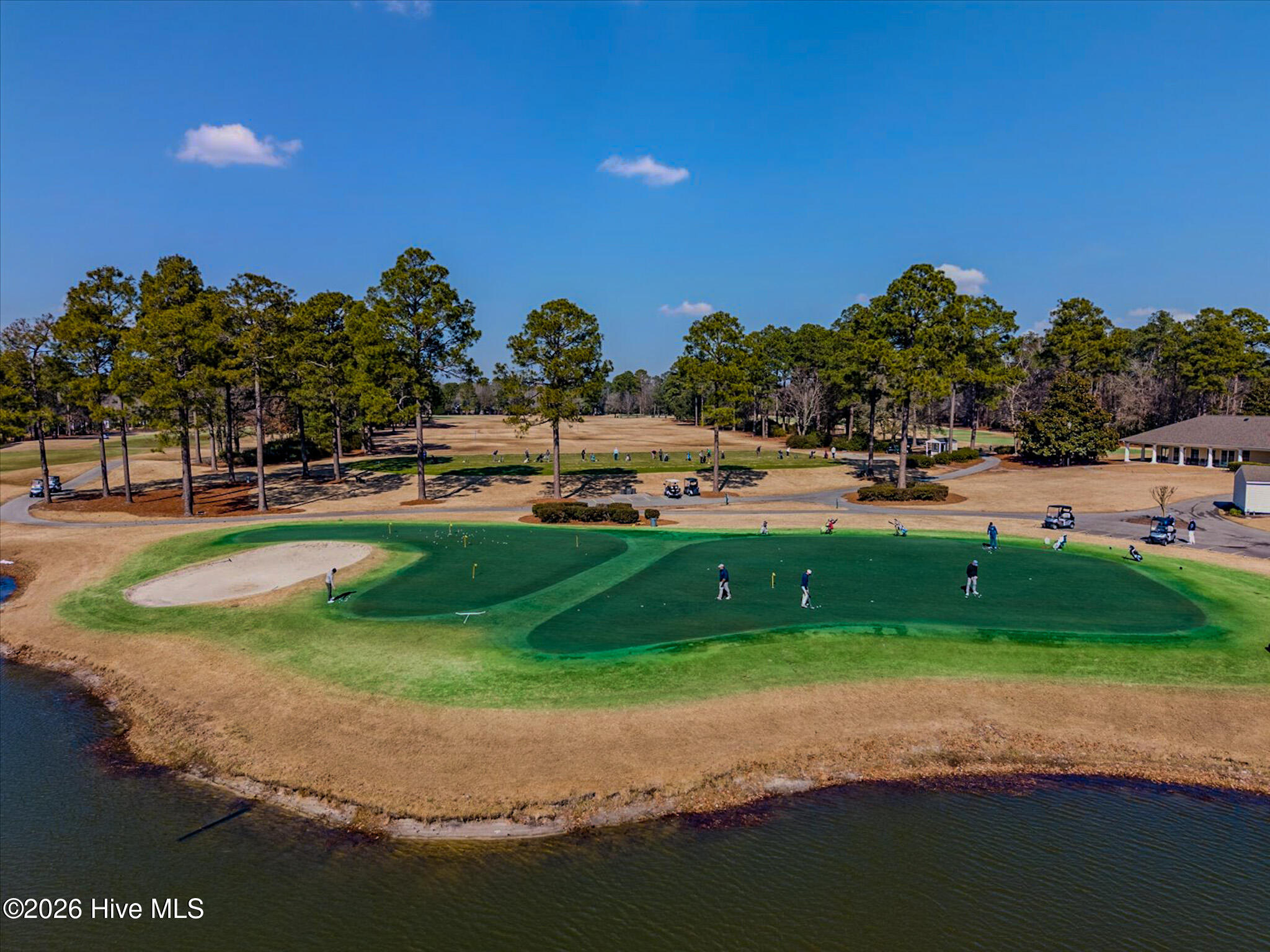 100554989 | Photo 51