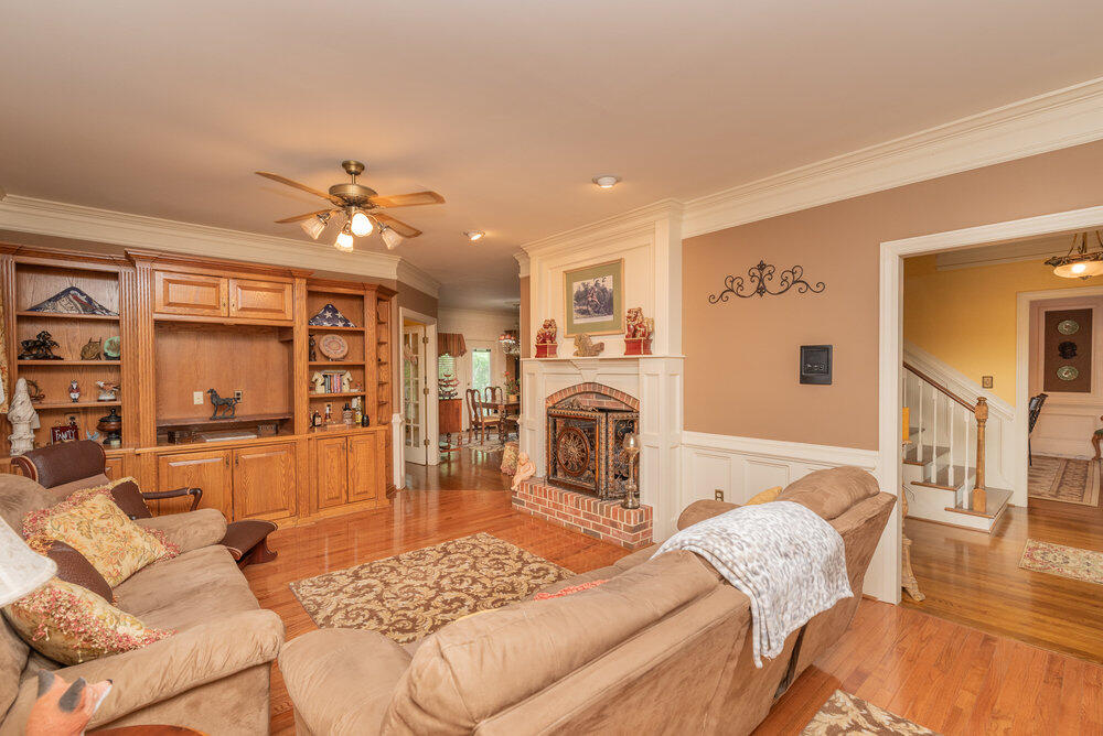 008_3287_surrey_rd_008_937