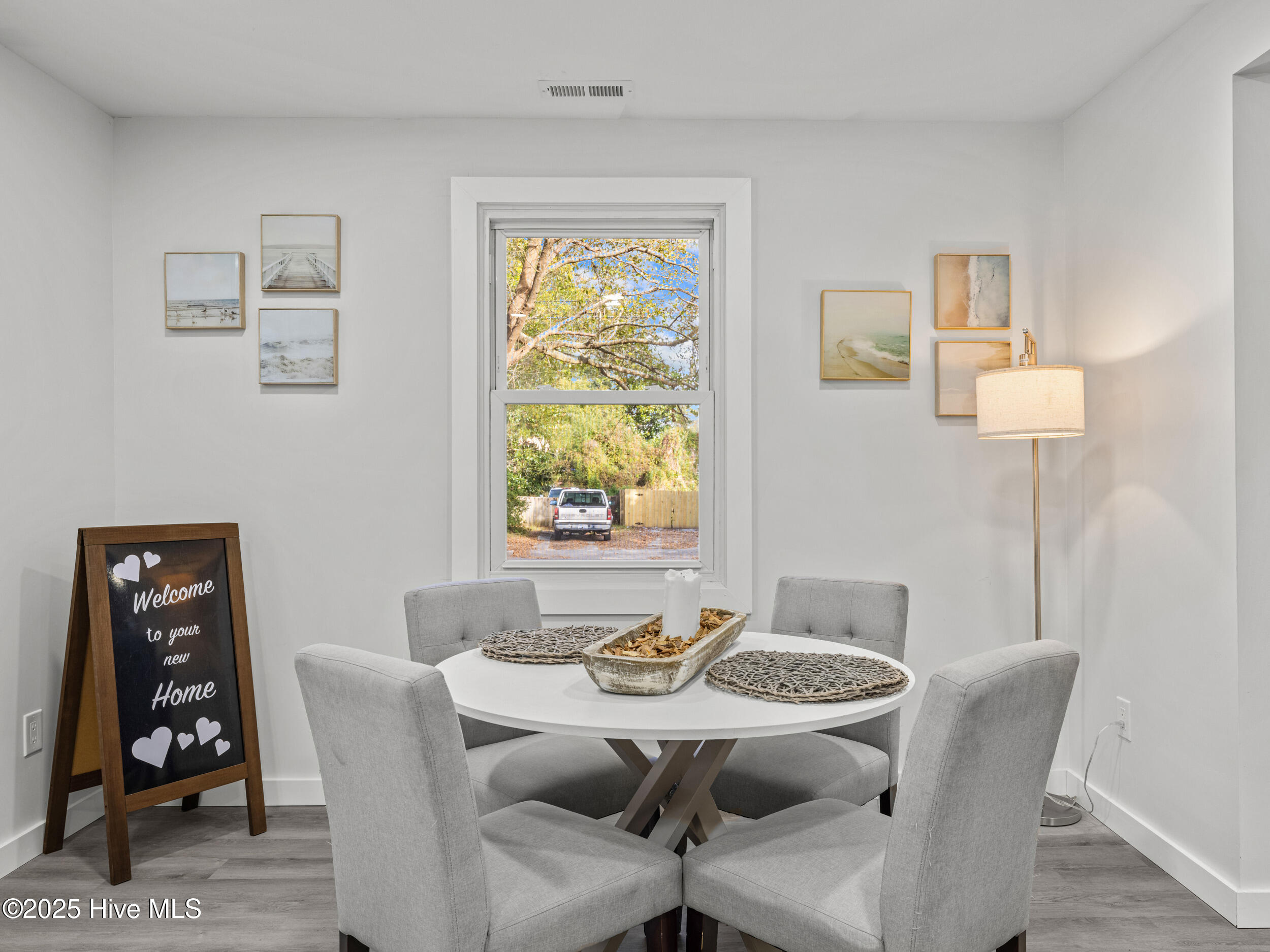 100545039 | Photo 19