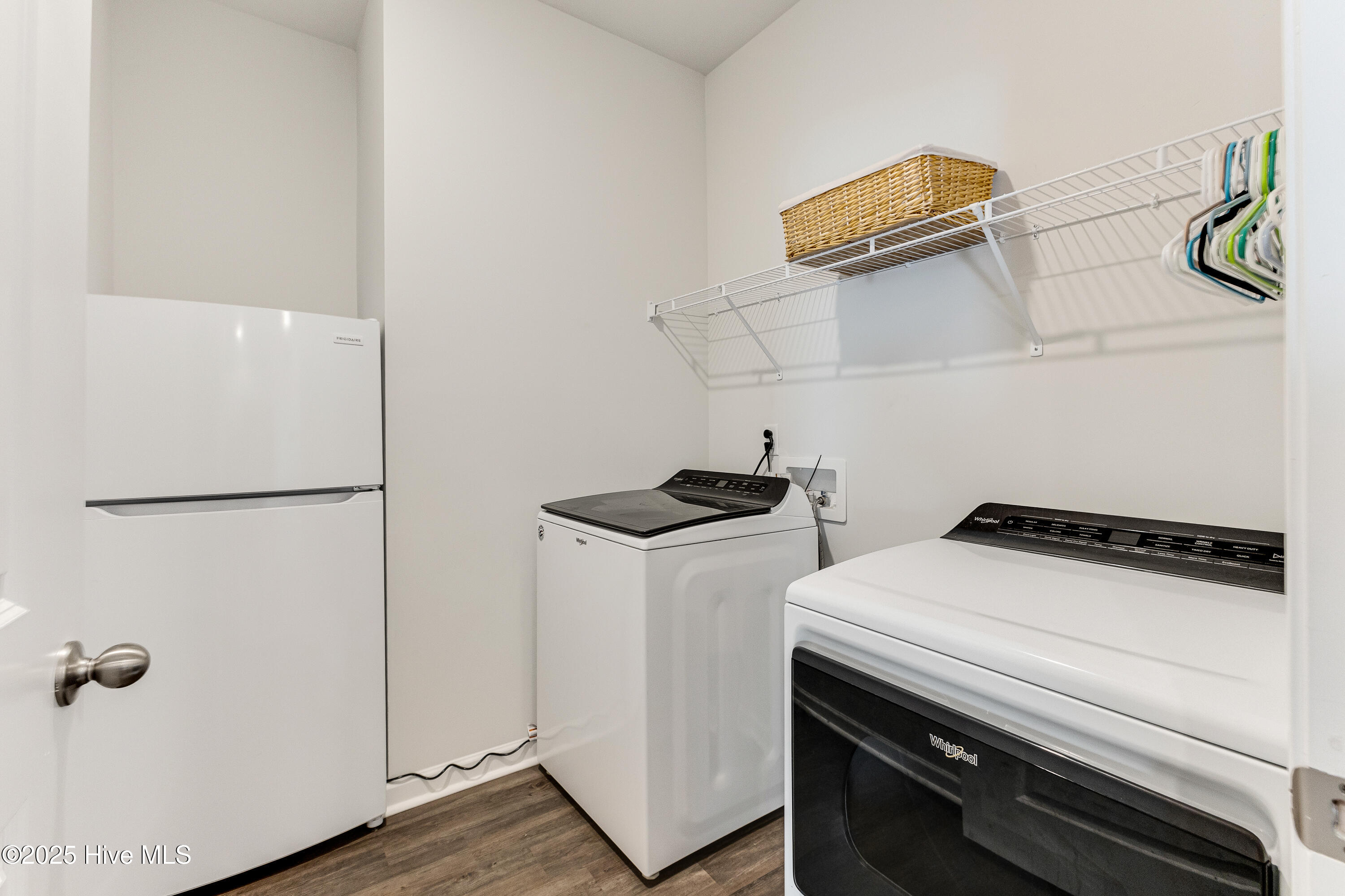 100521011 | Photo 20