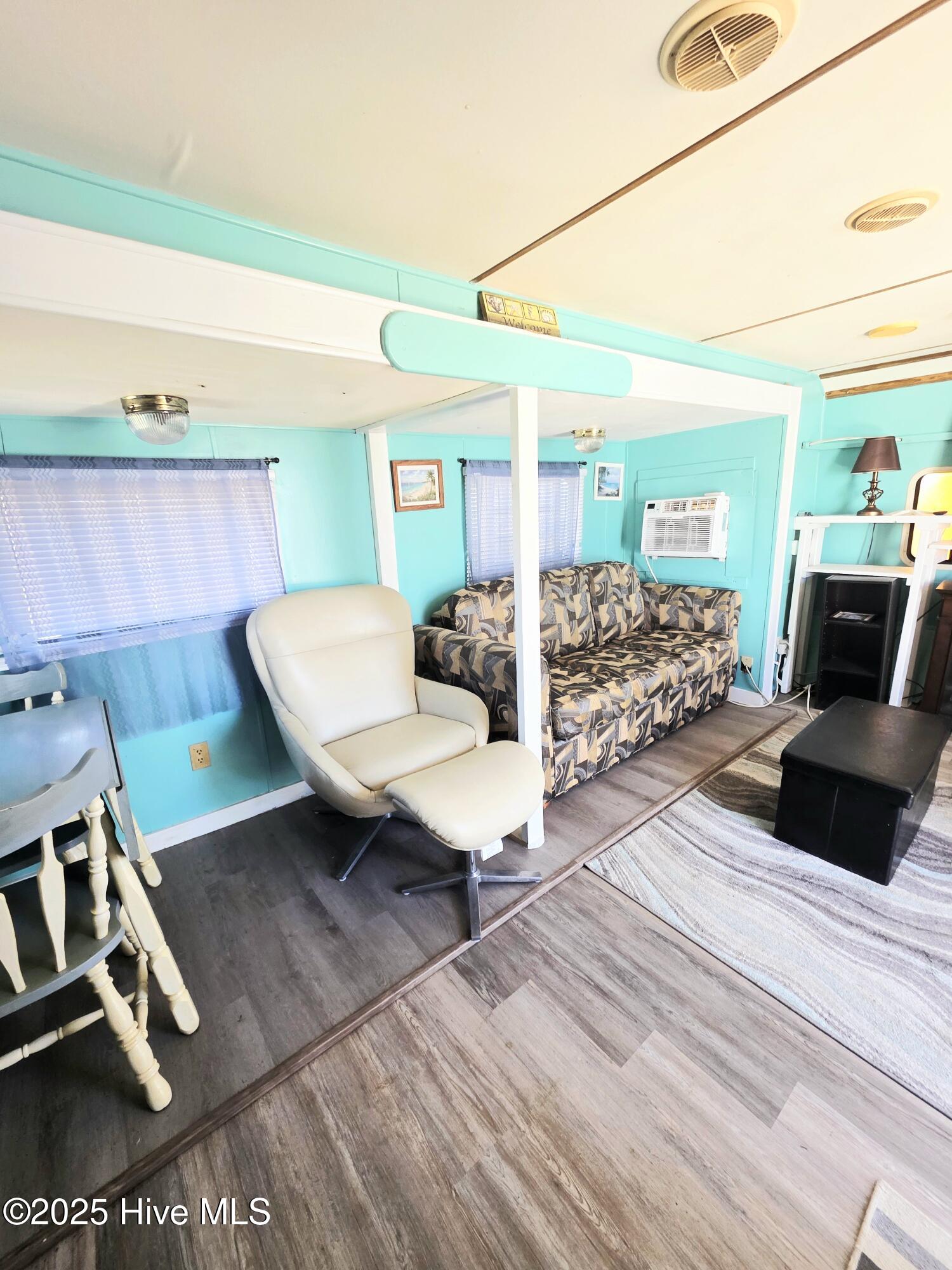 100495814 | Photo 16