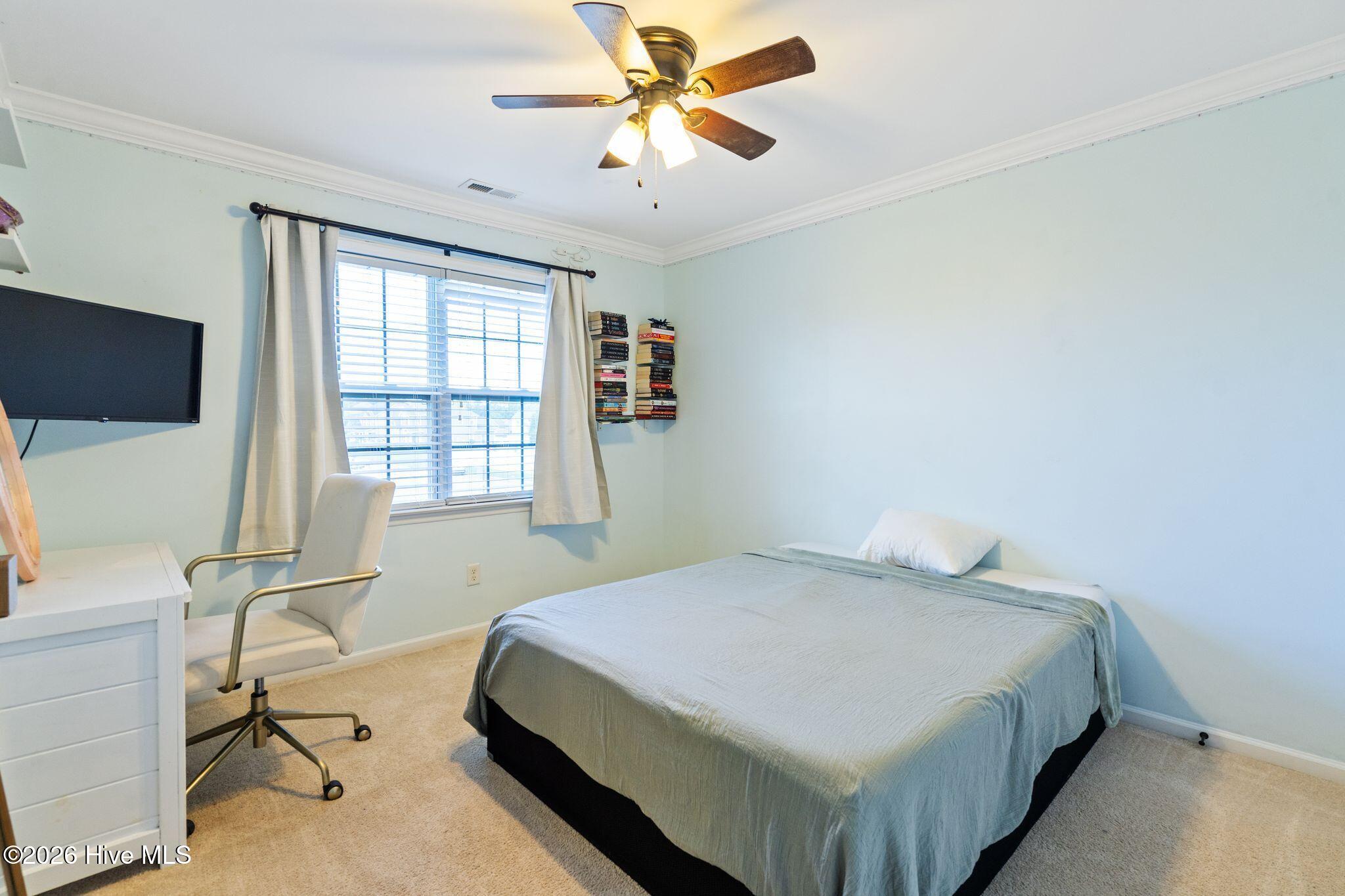 301 Palisades 