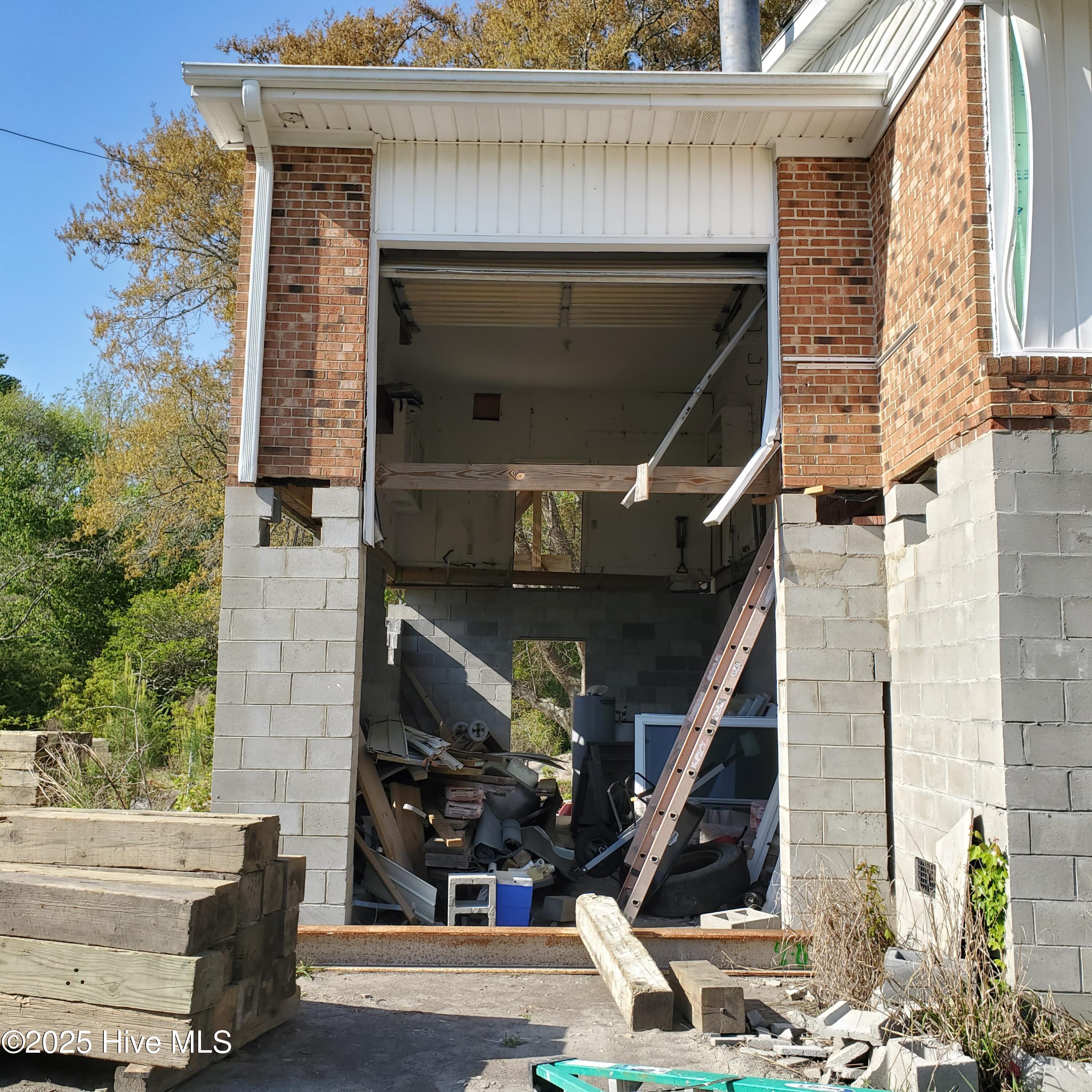 Homes for sale in Newport, NC | 114 Graham Rd, Newport, NC 28570 | MLS# 100508211