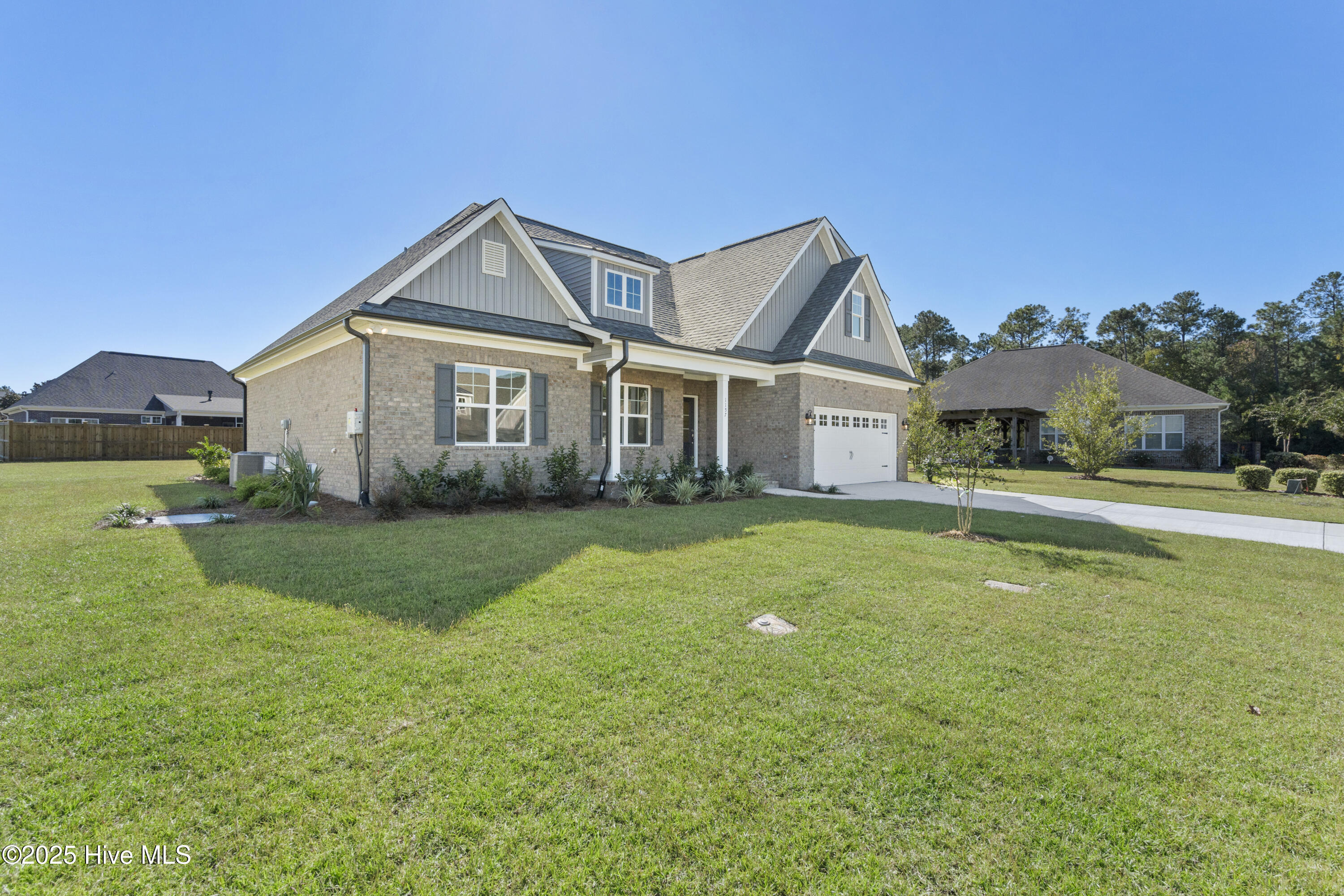 100517752 | Photo 45