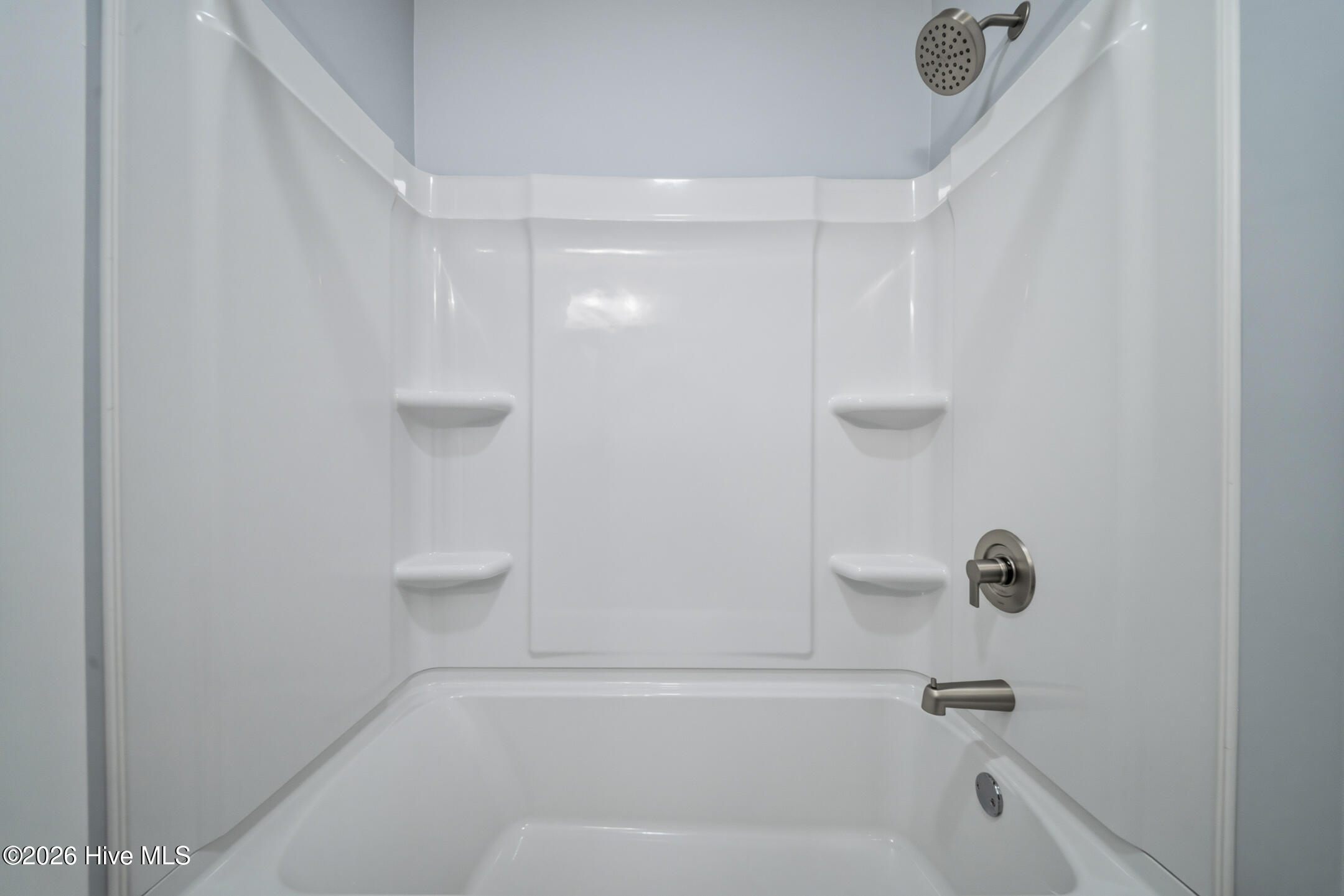 100570664 | Photo 40