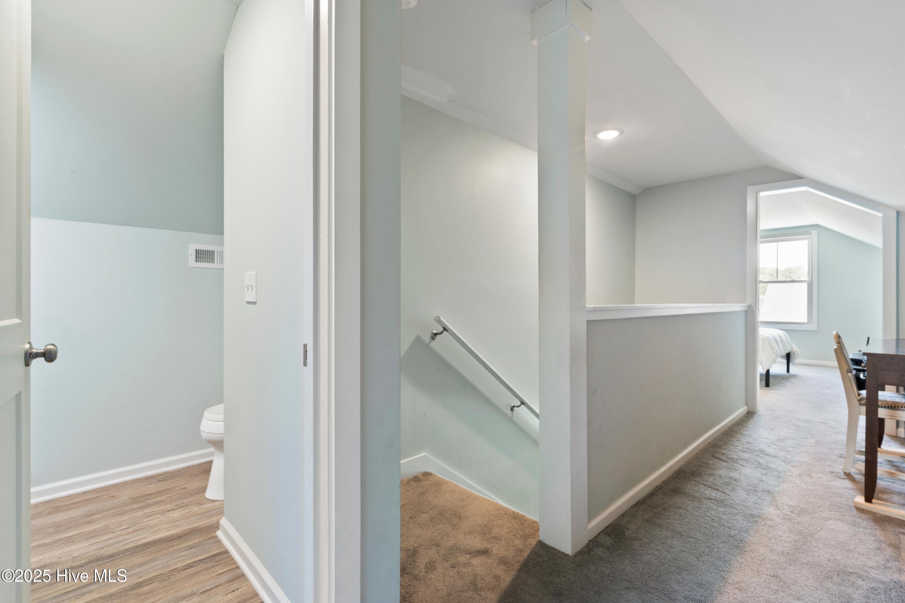 100567642 | Photo 33