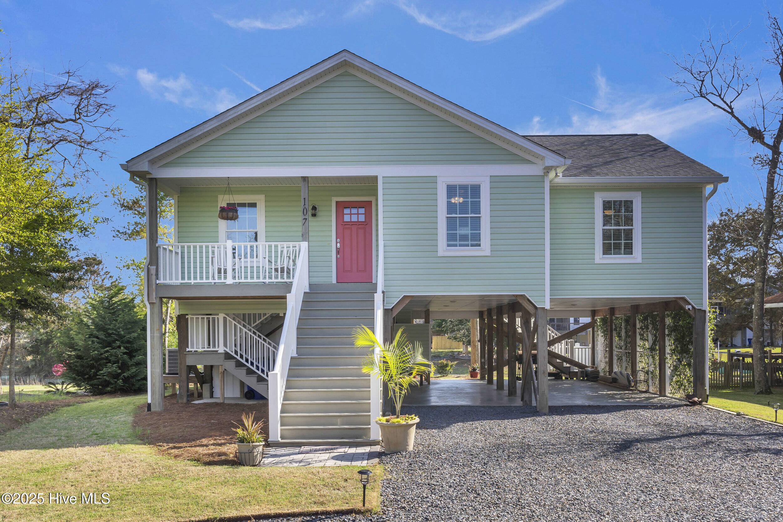 107 SW 25th Street, Oak Island, NC, 28465