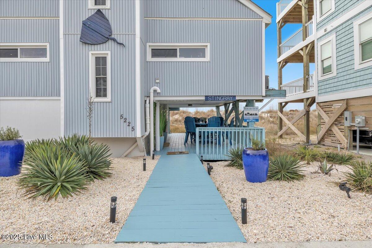 100550823 | Photo 52