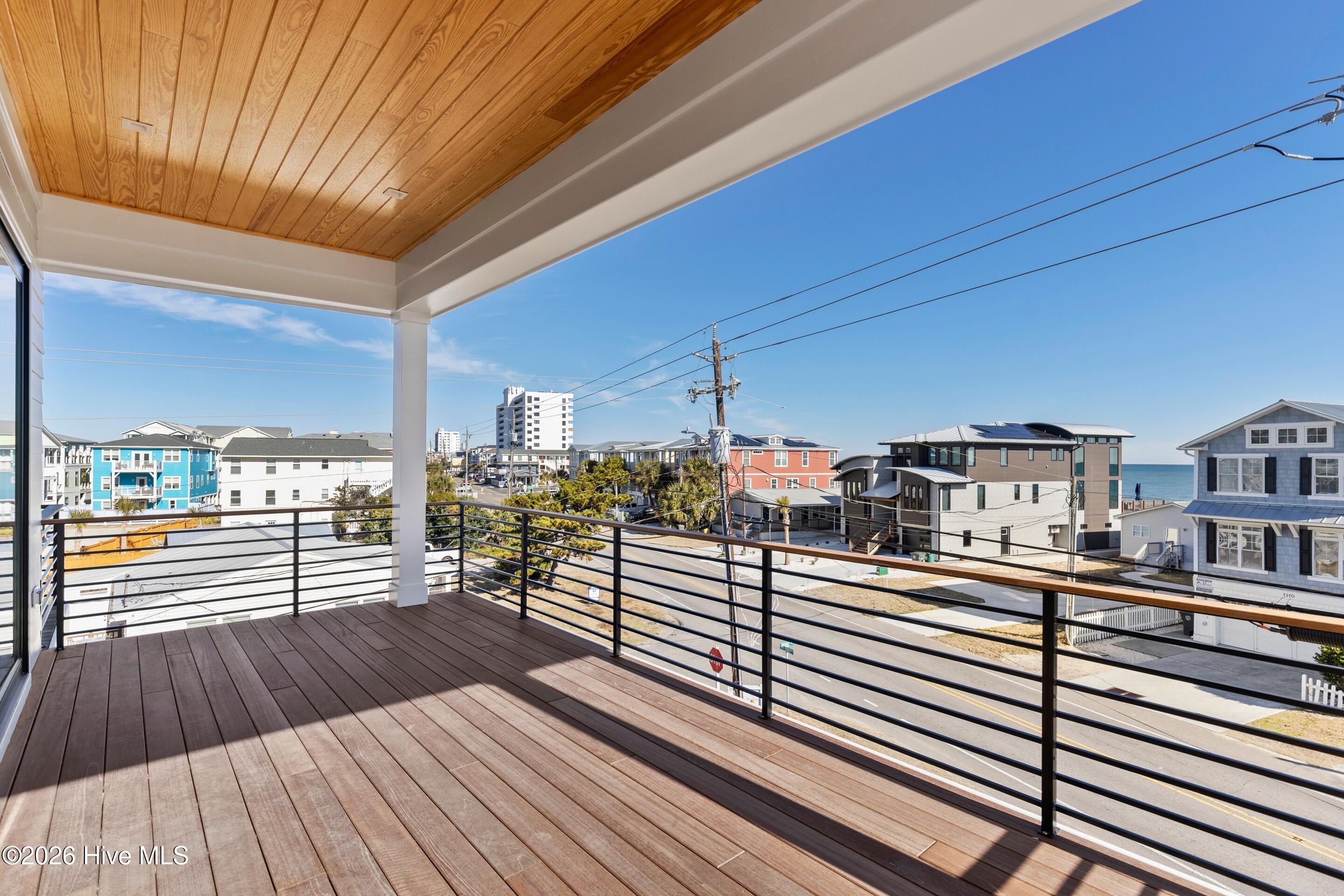 100545146 | Photo 42