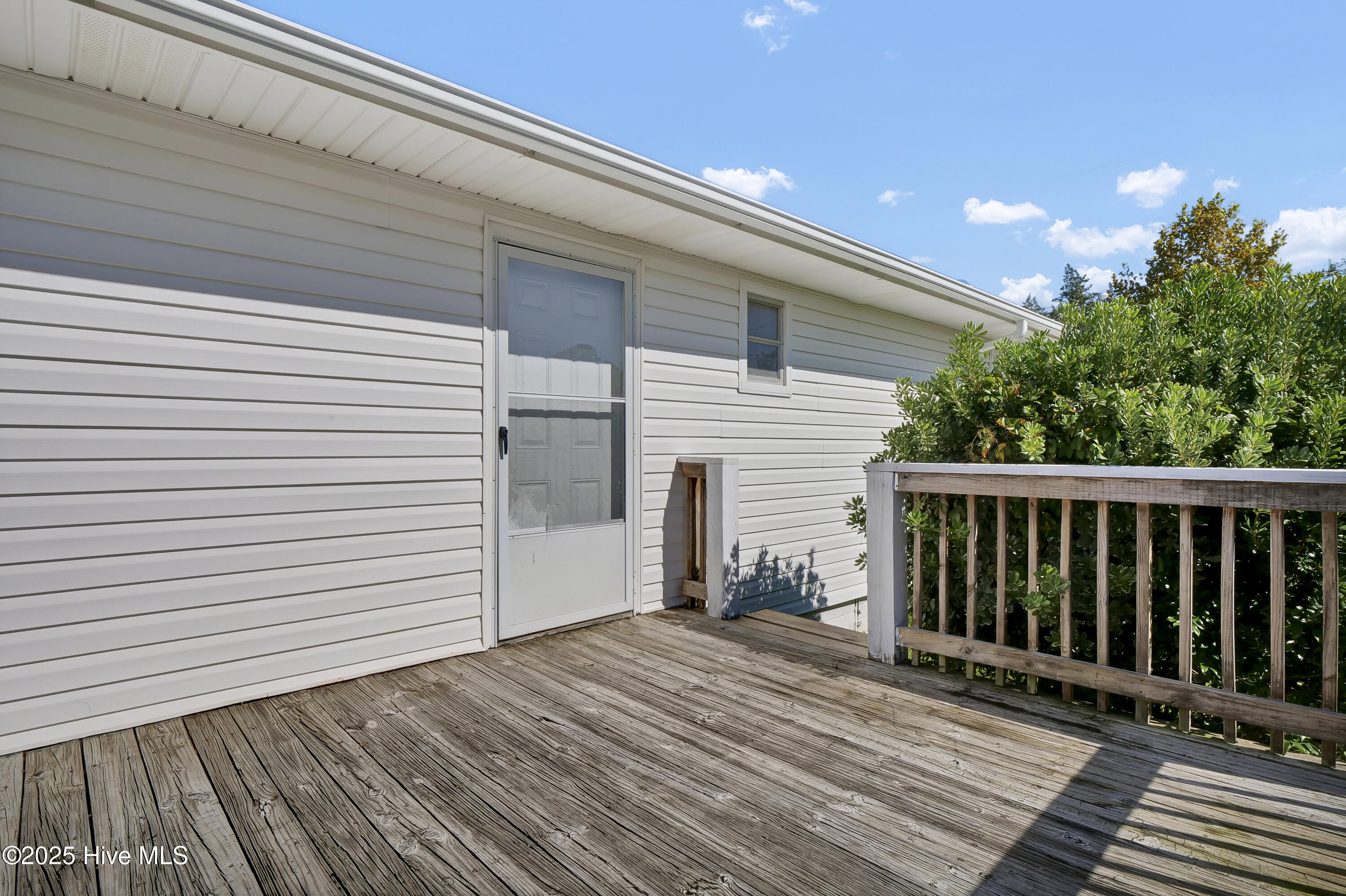 100534671 | Photo 31