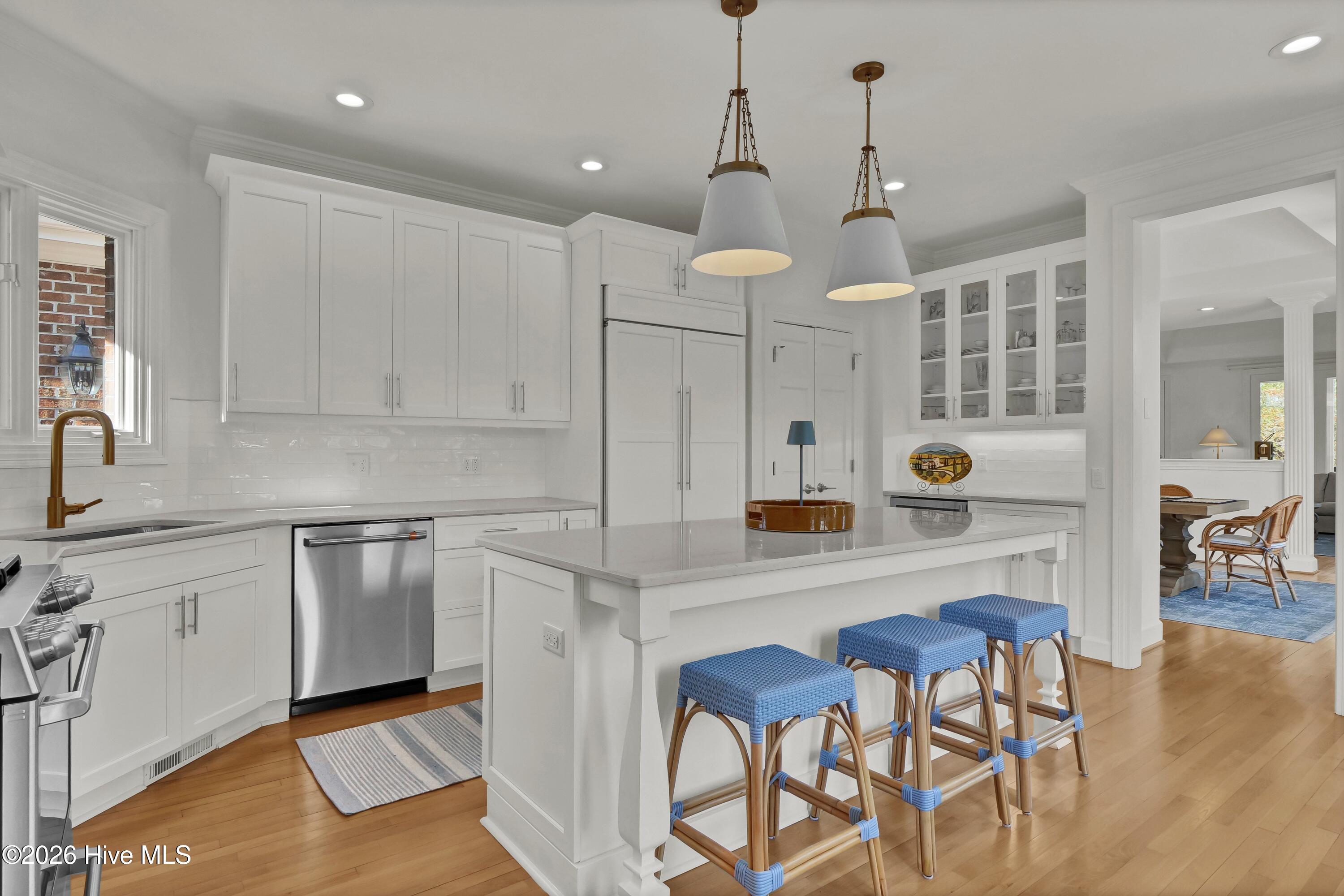 100552797 | Photo 19