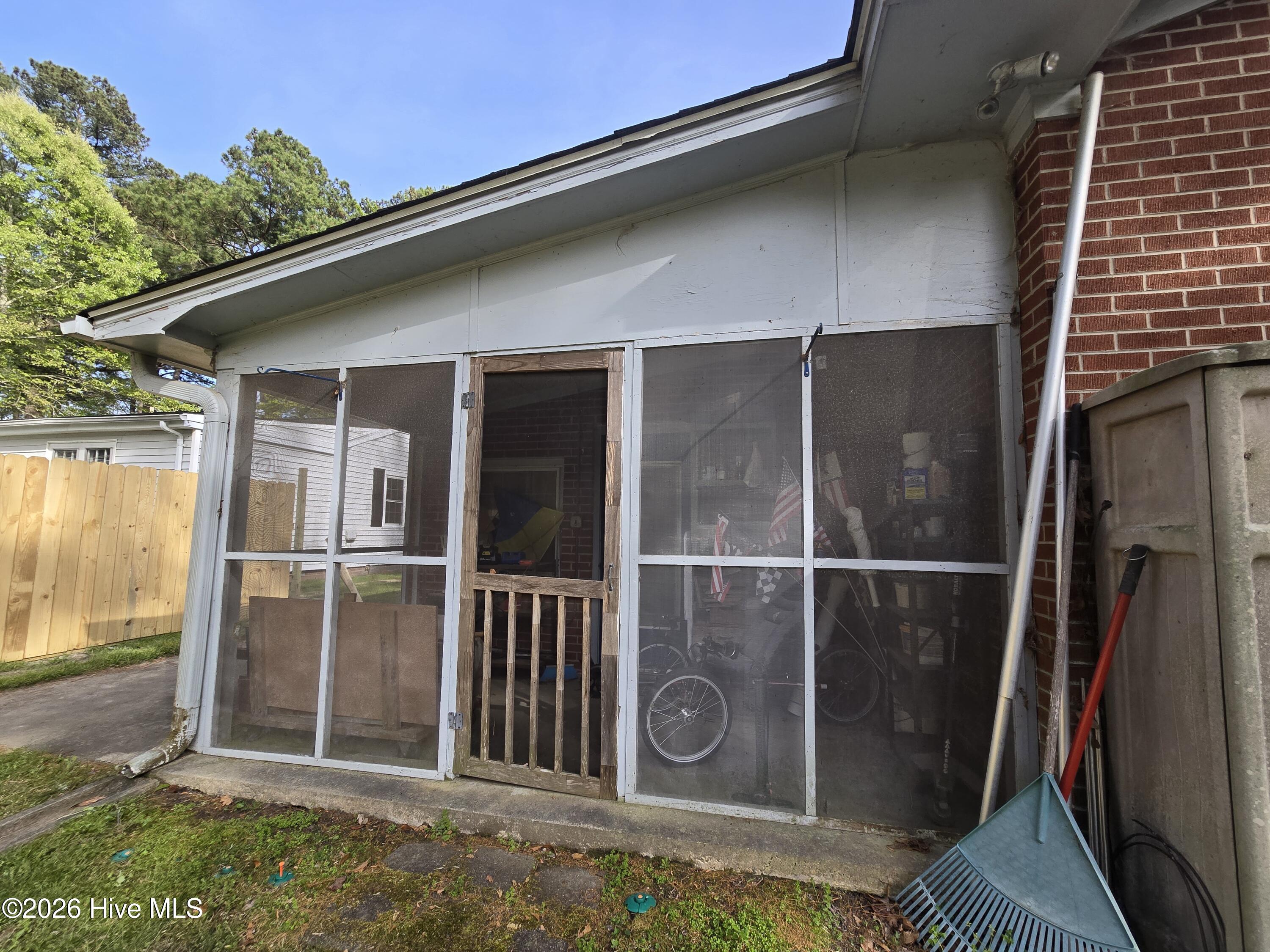 1221 Crescent Drive, Elizabeth City, NC, 27909