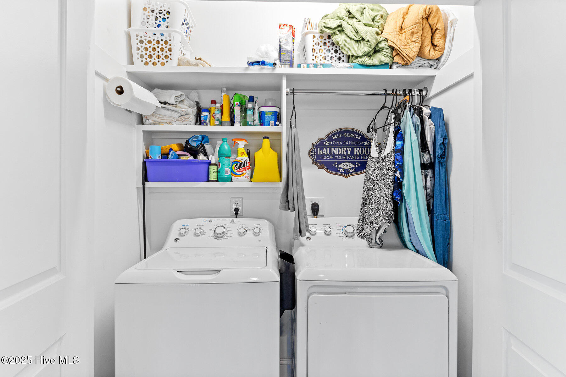 100538043 | Photo 40