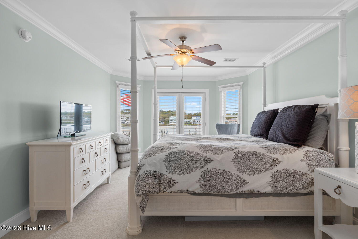 100566570 | Photo 39