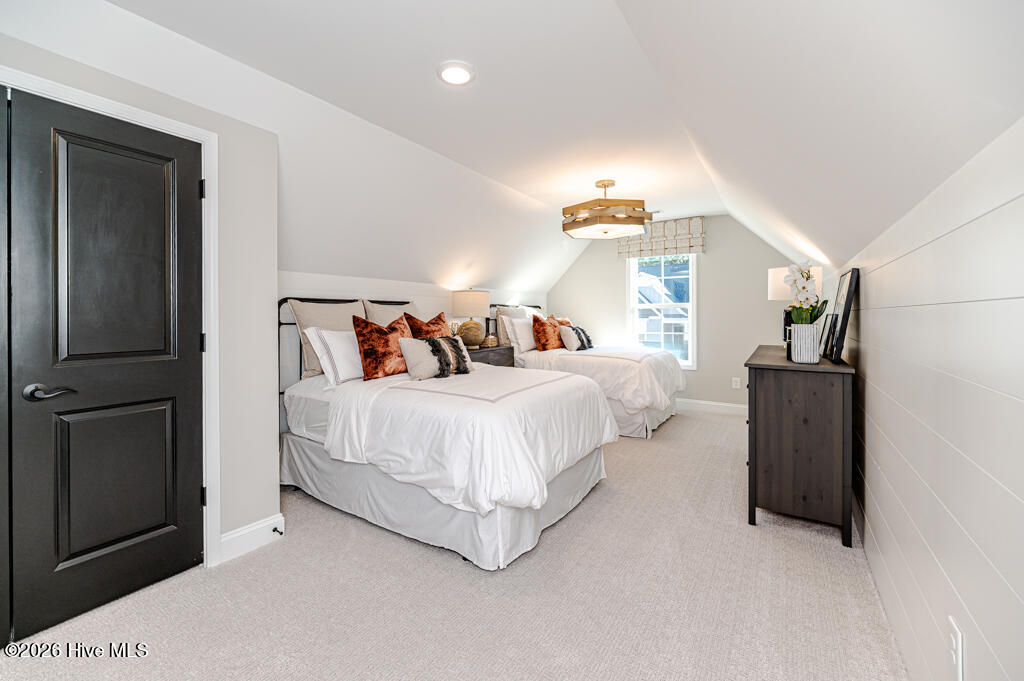 100538583 | Photo 27