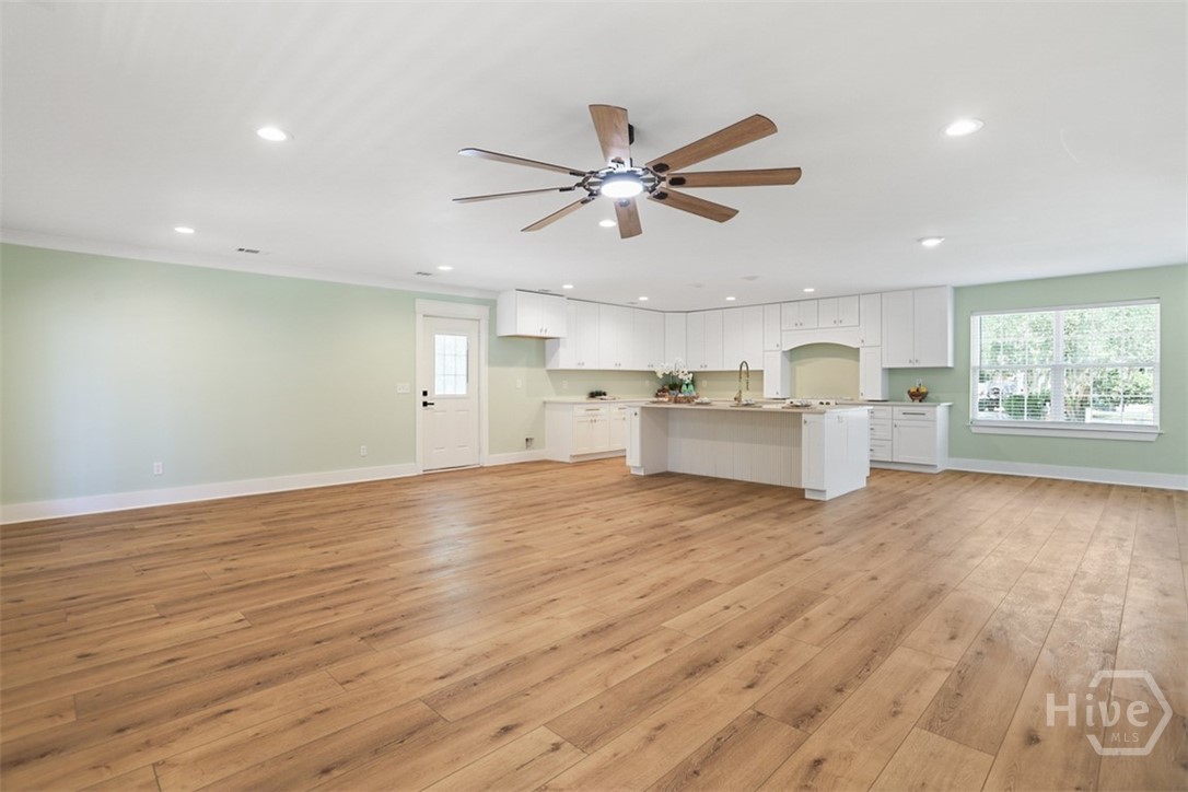 27 Pine Drive