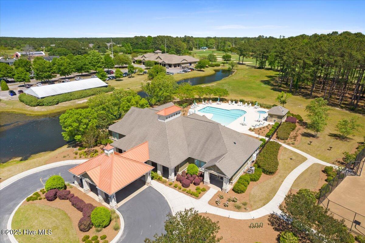 100525399 | Photo 52