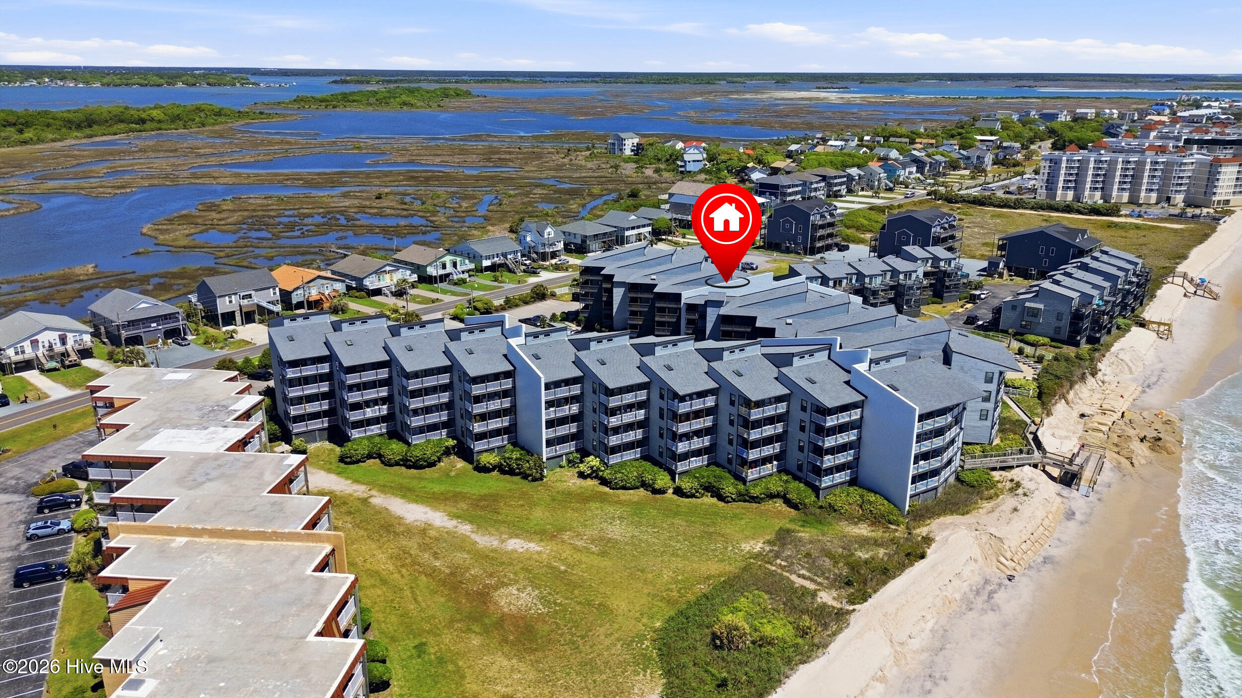 100569136 | Photo 34