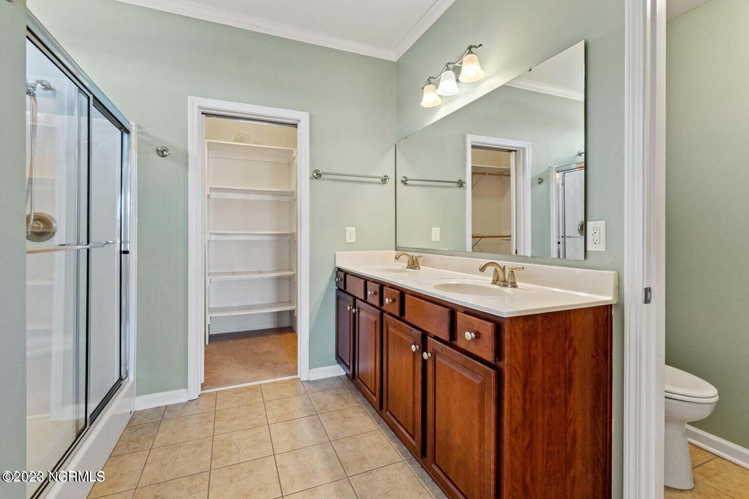 100550059 | Photo 39