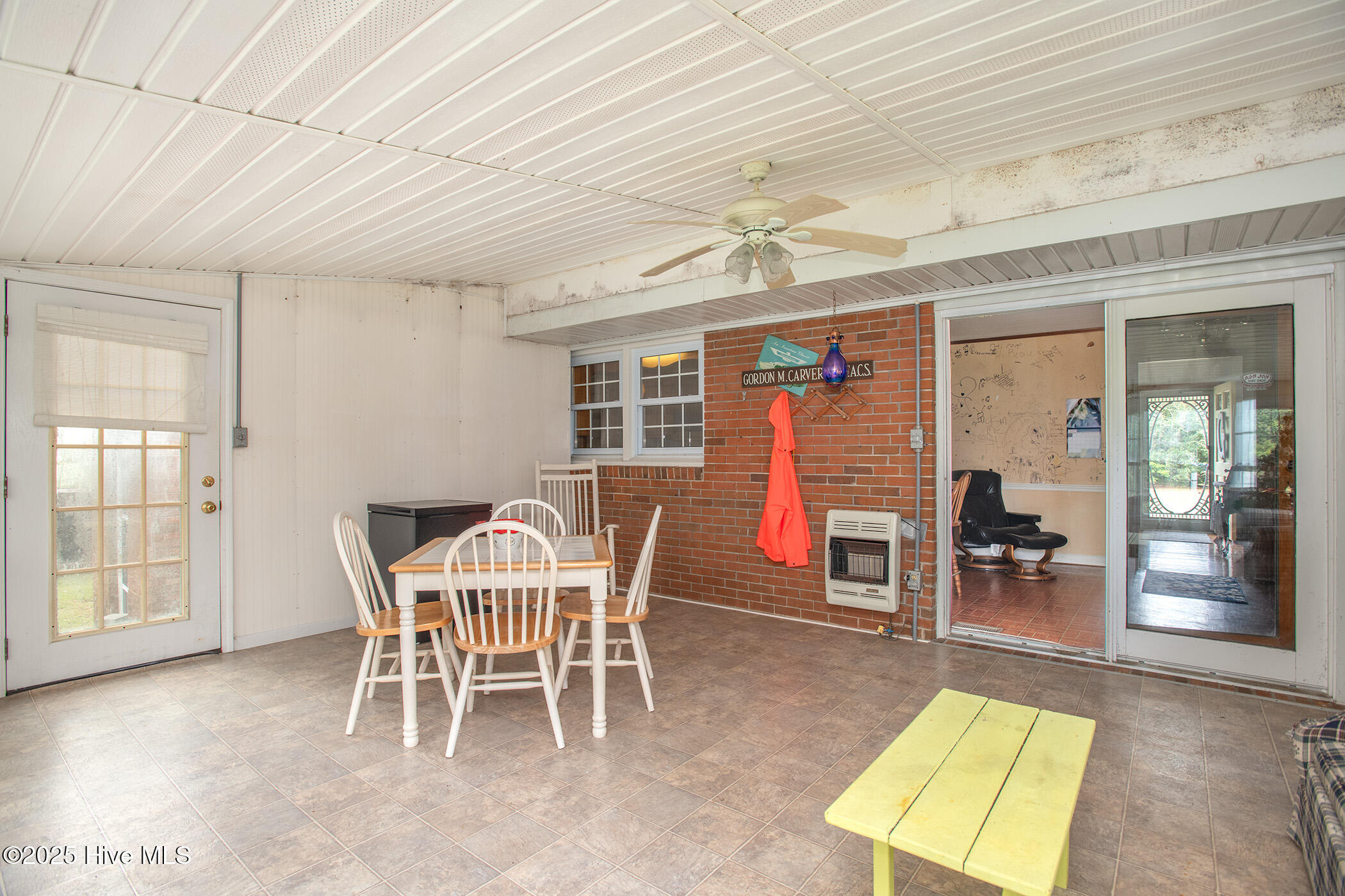 2596 Cedar Island Road,Cedar Island