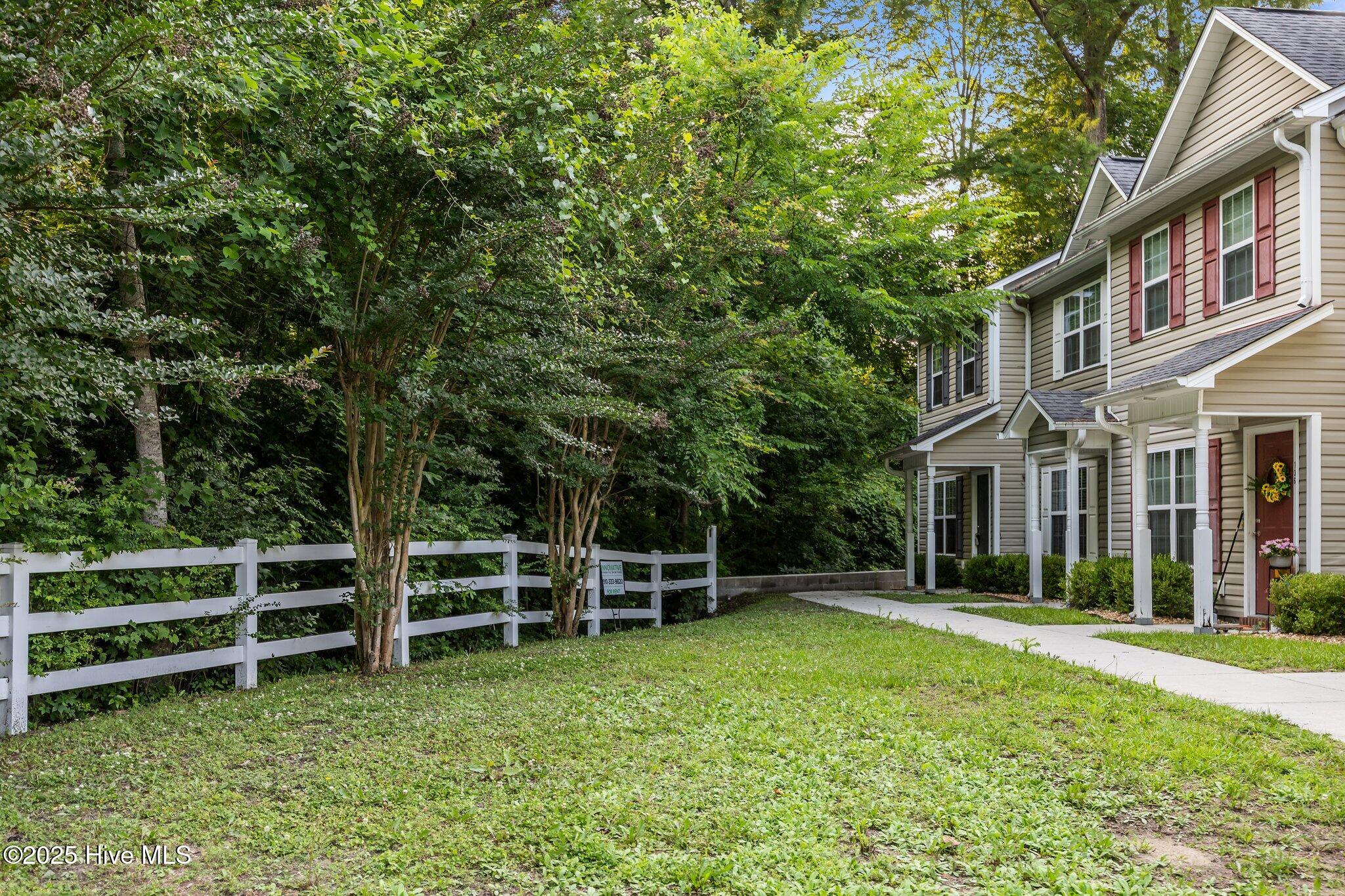 100566846 | Photo 19